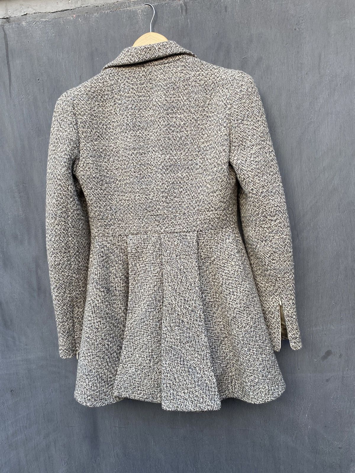 Alexander McQueen Alexander Mcqeen FW06 Double Breasted shorty coat size 42 Size M / US 6-8 / IT 42-44 - 10 Thumbnail