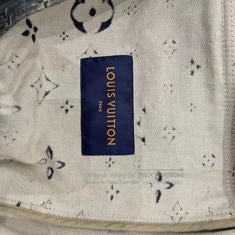 Louis Vuitton Louis Vuitton Full print denim jacket Size US S / EU 44-46 / 1 - 3 Thumbnail