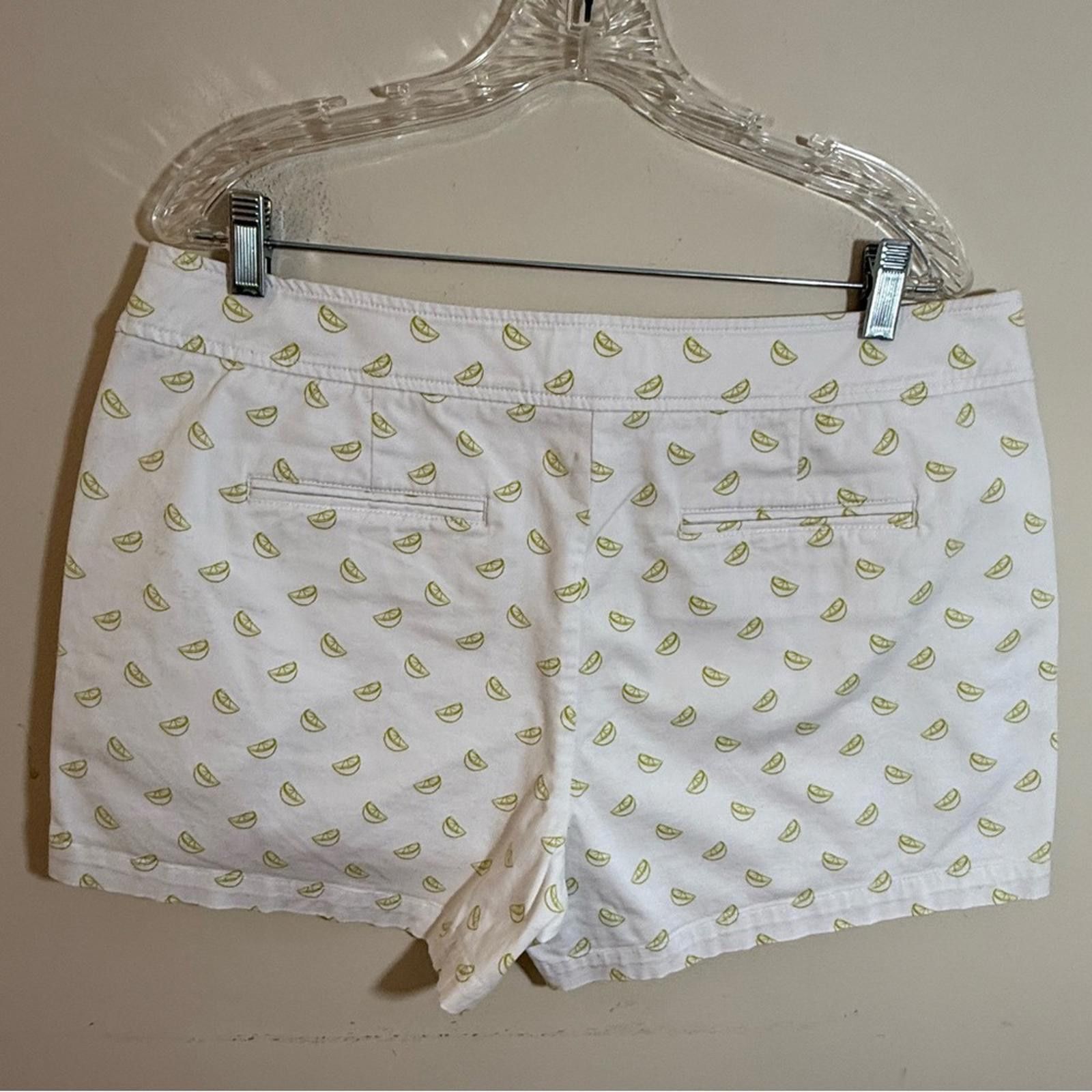 Other Juniper + Lime lime novelty print shorts plus SZ 14 Size 36" / US 14 / IT 50 - 3 Thumbnail