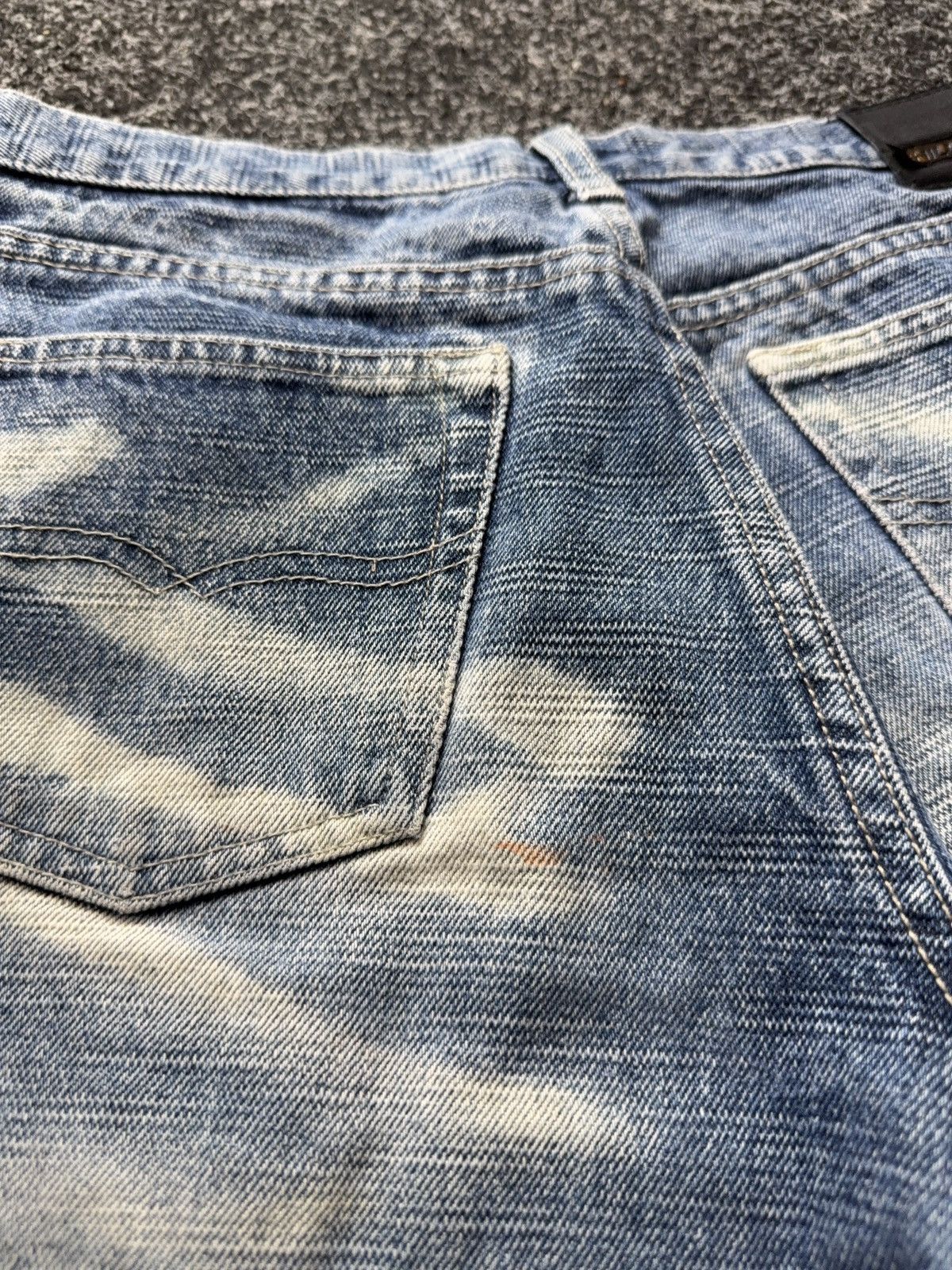 Japanese Brand Y2K Chilli Pepper Archive Flare Jeans Acid Wash Y2K Bootcut Size 30" / US 8 / IT 44 - 16 Thumbnail