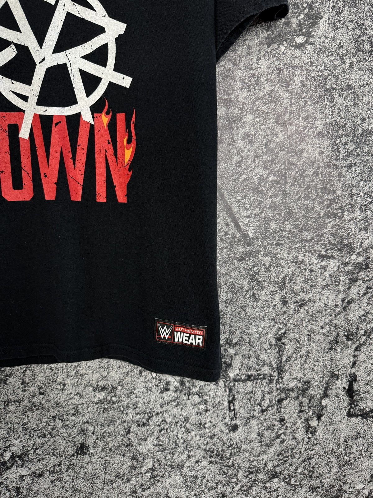 WWE WWE Seth Rollins Burn It Down T-Shirt Wrestling Tee Size L Size US L / EU 52-54 / 3 - 5 Thumbnail