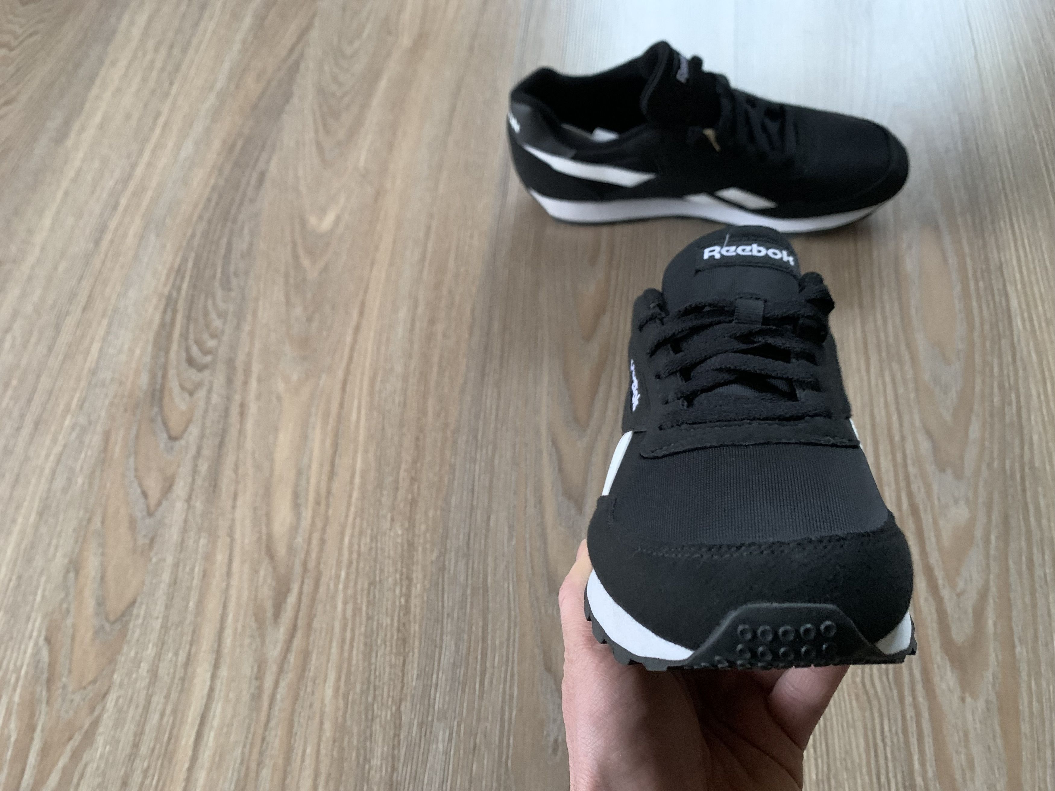 Reebok New Mens Reebok Rewind Run Black Sneakers Size US 9 / EU 42 - 5 Thumbnail