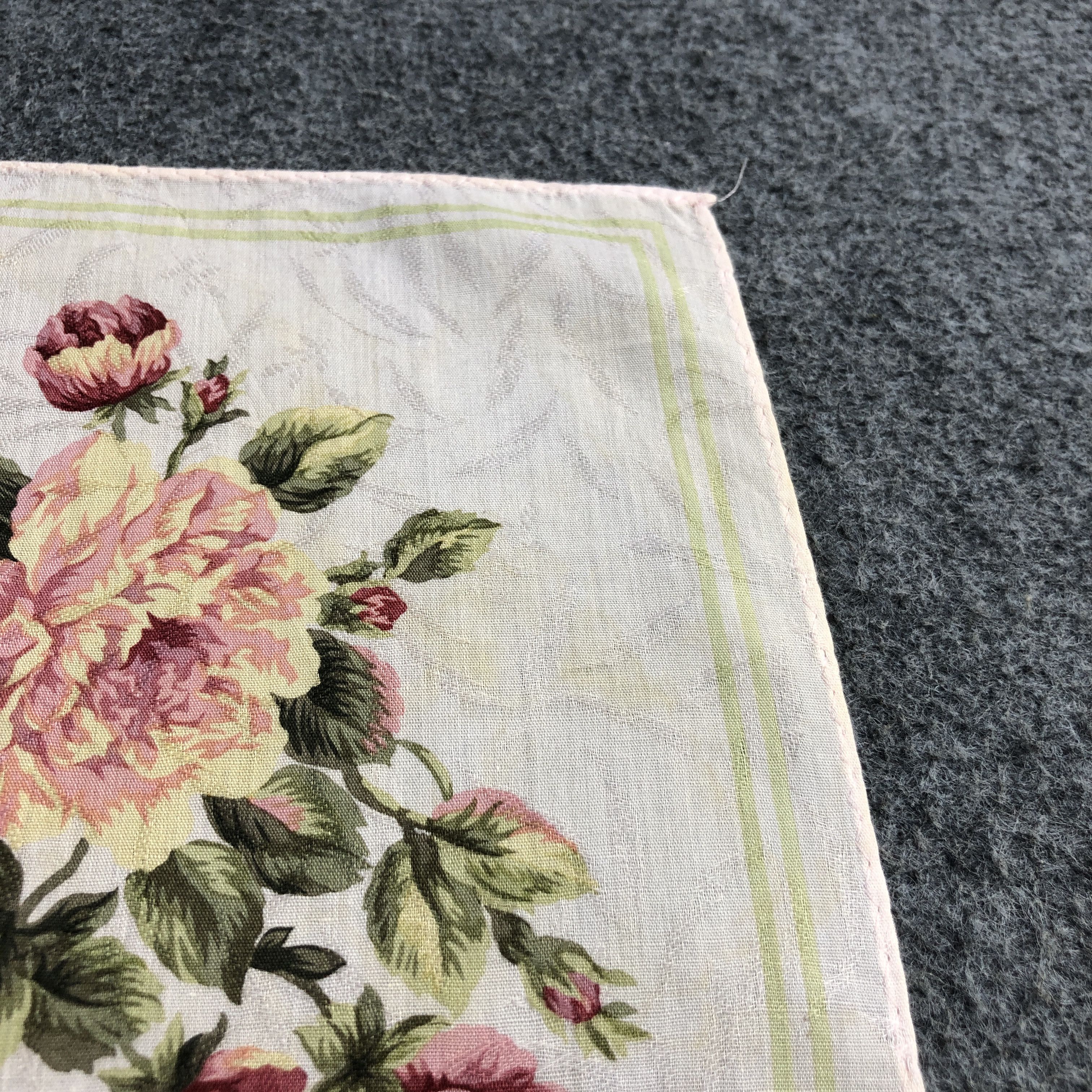 Ralph Lauren Ralph Lauren Floral Handkerchief Neckerchief Bandana H2779 Size ONE SIZE - 8 Thumbnail