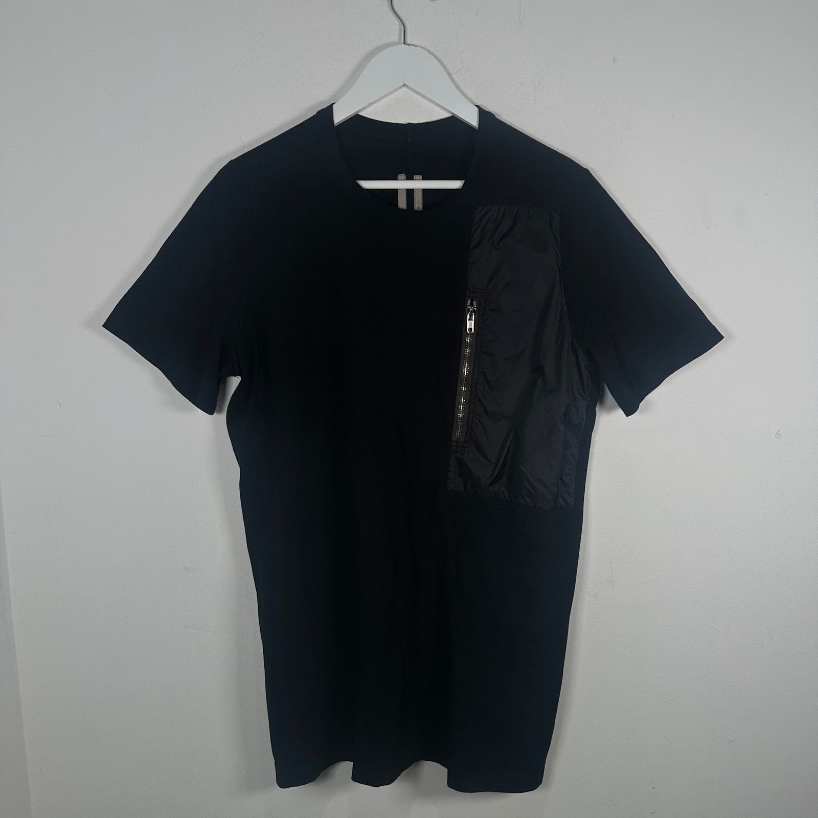 Rick Owens Rick Owens Black 'Gethsmane' Nylon Patch Level T-Shirt Size US XL / EU 56 / 4 - 1 Thumbnail