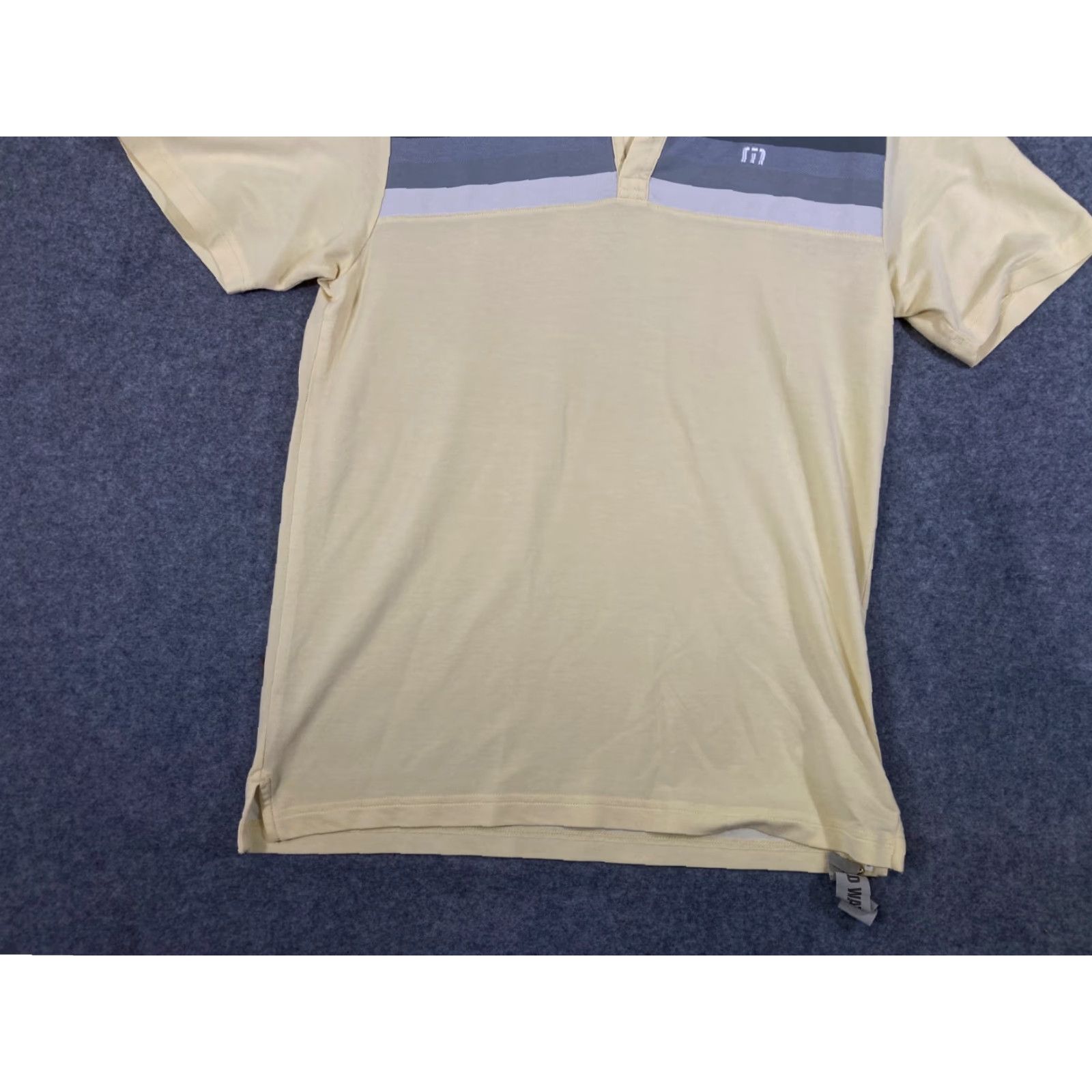 TravisMathew Travis Mathew Polo Shirt Mens M Yellow Striped Stretch Comfort Golf Performance Shirt Polo Short Sleeve Mens M Yellow Striped Size US M / EU 48-50 / 2 - 4 Thumbnail
