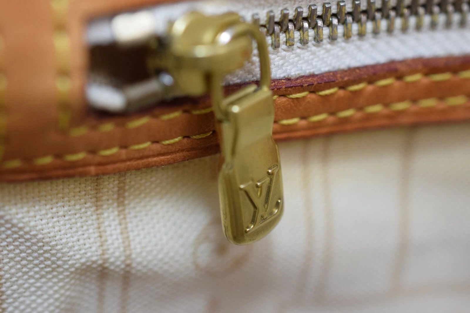 Louis Vuitton Louis Vuitton Neverfull MM Tote Bag Damier Azur N51107 Size ONE SIZE - 15 Thumbnail