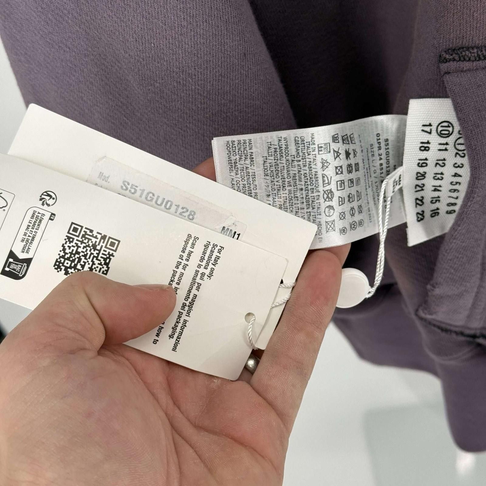 Maison Margiela Maison Margiela Reverse Logo Cotton Hoodie Size US L / EU 52-54 / 3 - 3 Thumbnail