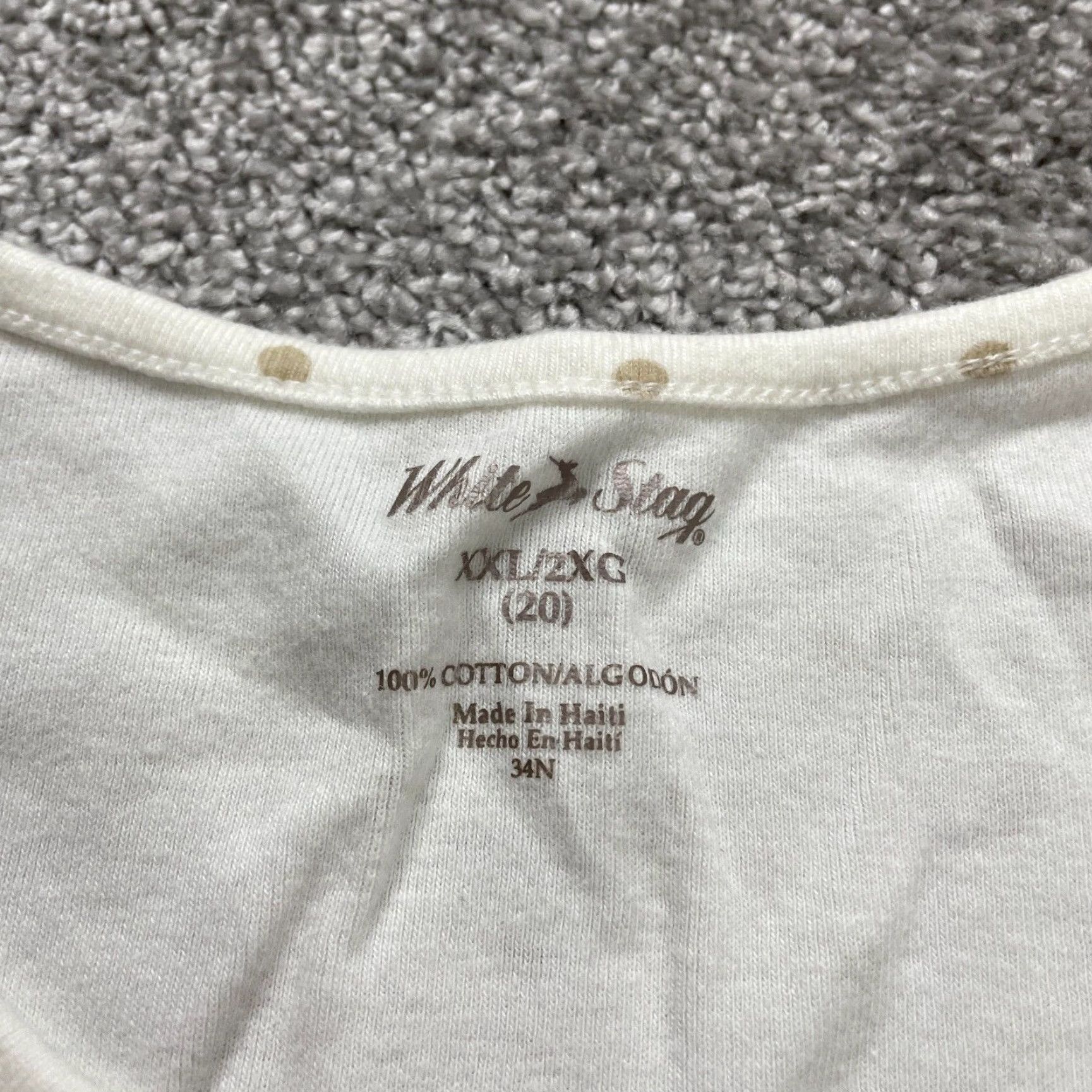 Vintage White Stag T-Shirt Women 2XL White Polka Dot Crew Neck Short Sleeve Knit Cotton Casual Top Breathable Easy Care Machine Washable Womens Size XXL / US 16-18 / IT 52-54 - 4 Thumbnail