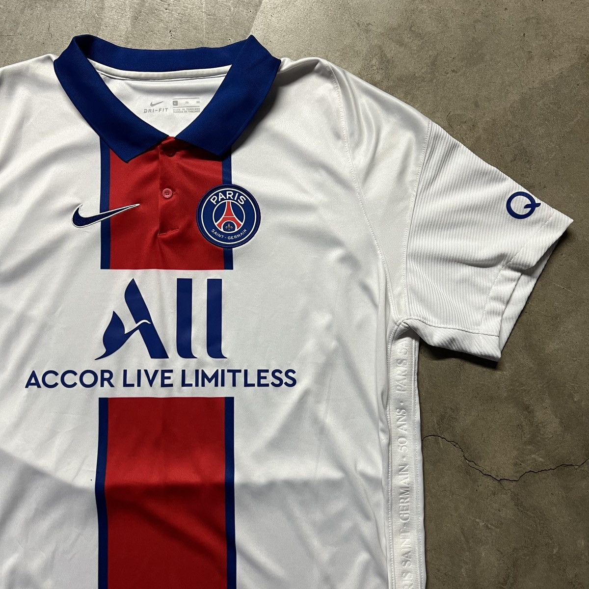 Nike FIFA Paris Saint-Germain Nike Dri-Fit Soccer Jersey Size US XL / EU 56 / 4 - 1 Thumbnail