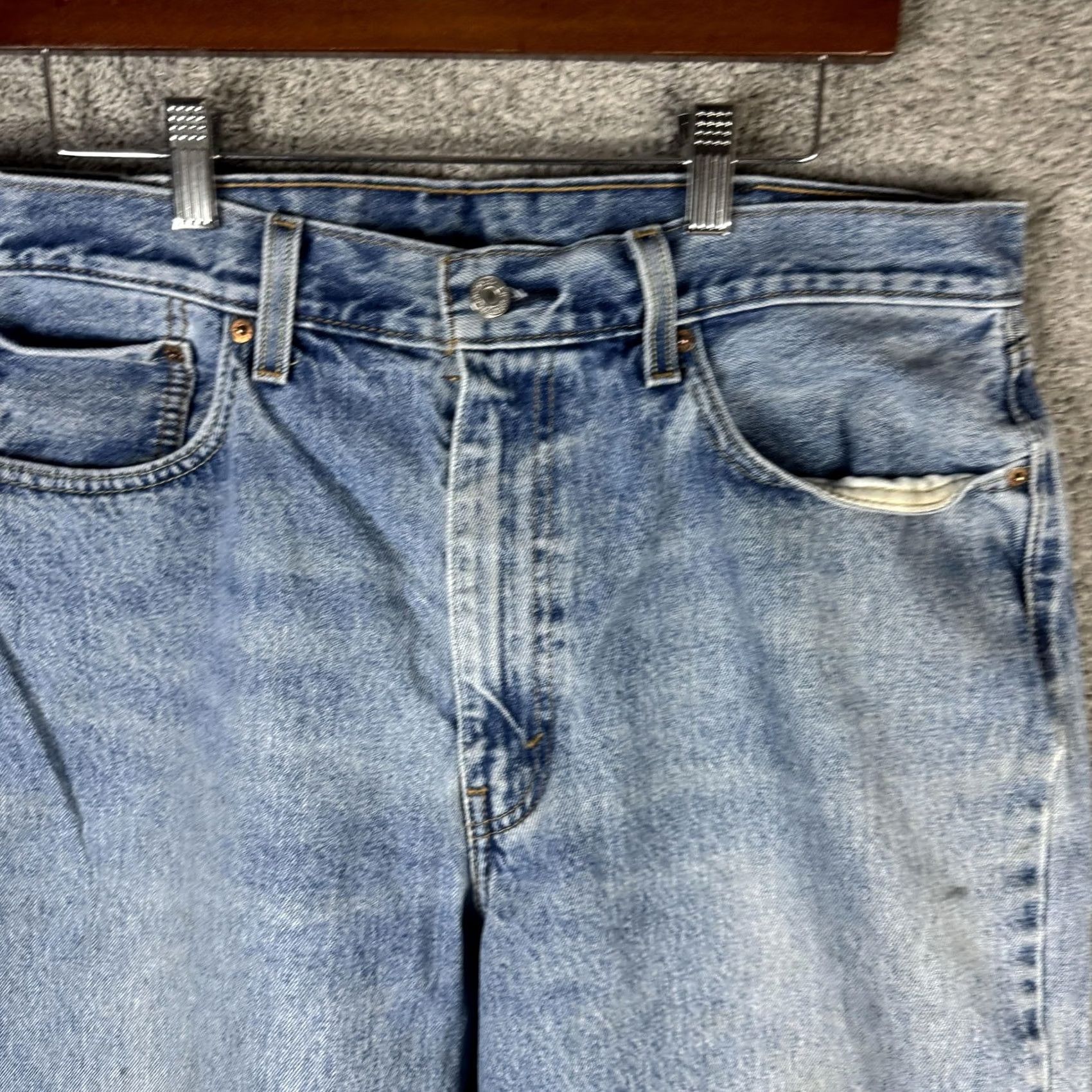 Levi's Levi's 550 Jeans Mens 38x32 Light Wash Blue Relaxed Straight Denim Cotton Size US 38 / EU 54 - 4 Thumbnail