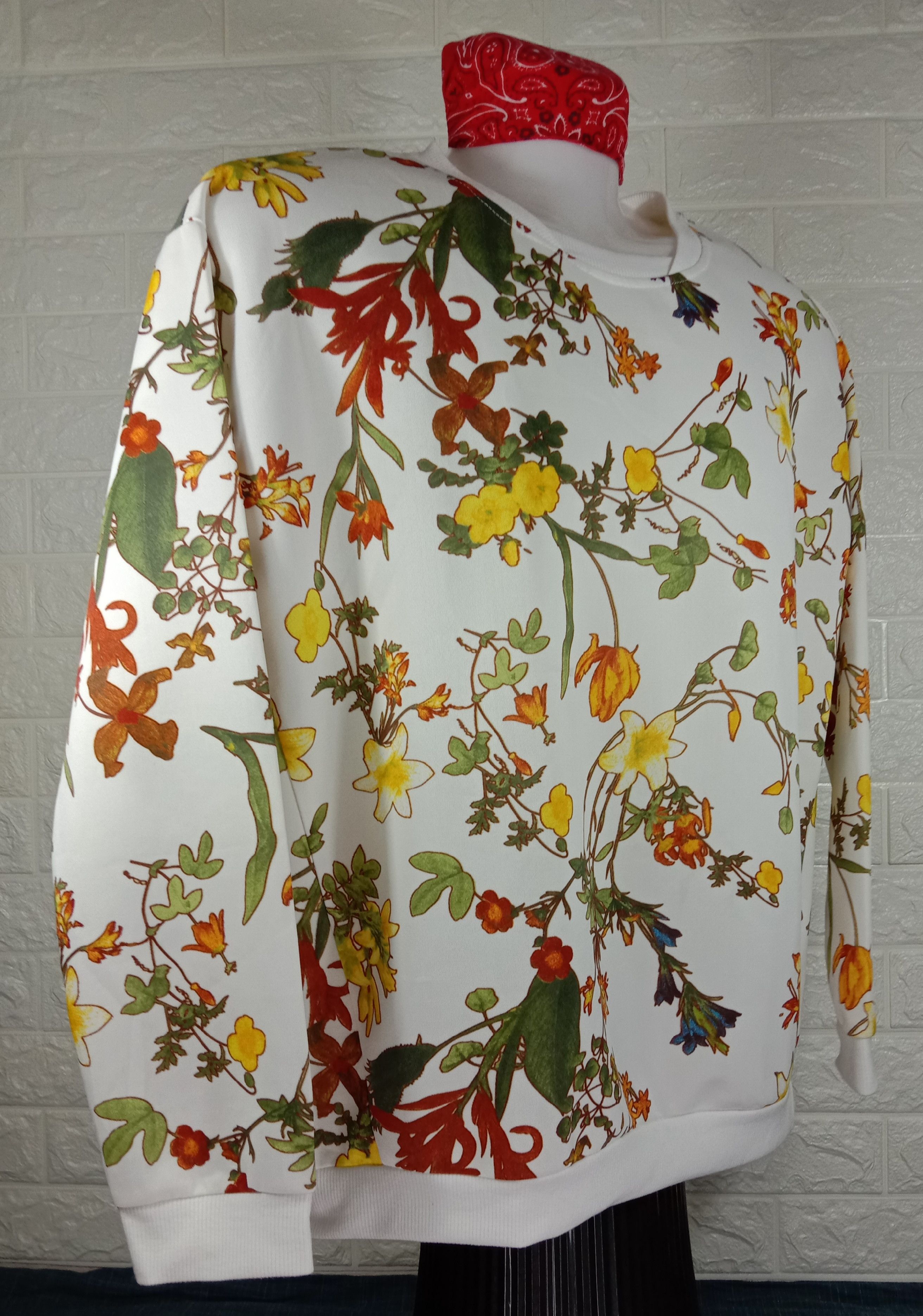 Japanese Brand Japanese Brand GRG x GARAGE Floral Over Printed Sweatshirt Size L / US 10 / IT 46 - 2 Thumbnail