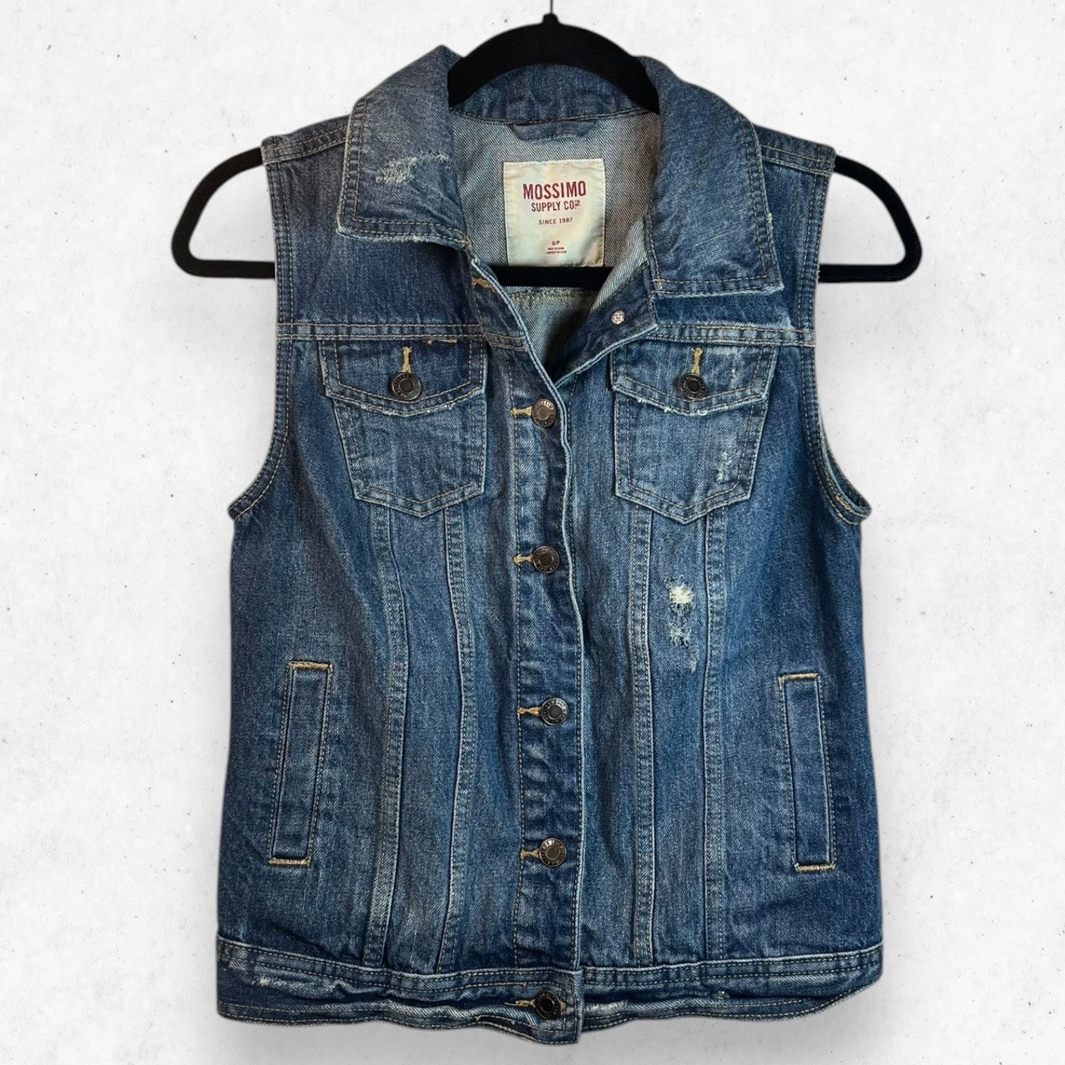 Mossimo Mossimo Denim Vest Women's Size S Distressed 100% Cotton Size S / US 4 / IT 40 - 1 Thumbnail