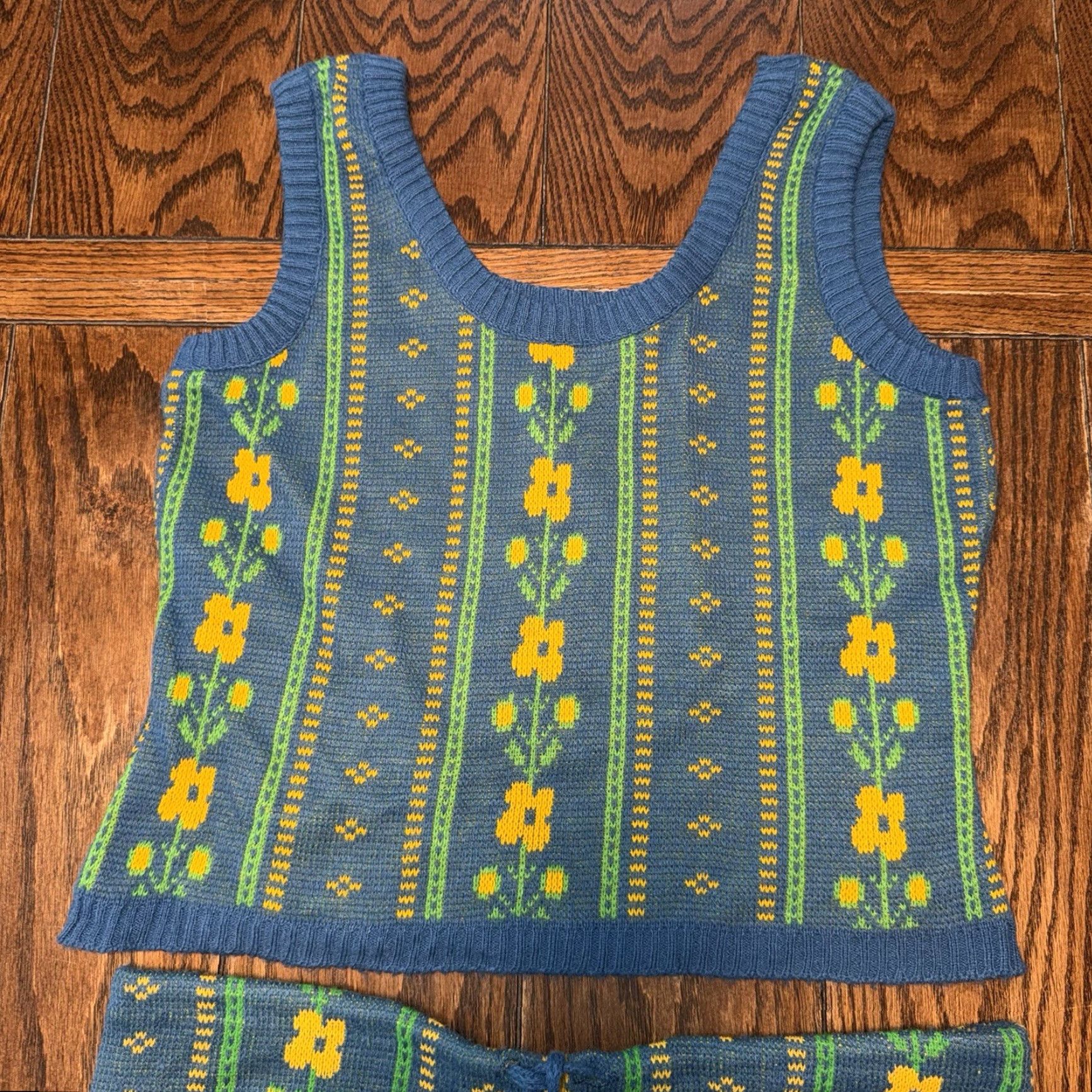 Vintage VINTAGE Charlie's Girls Erika Elias 70s Daisy Outfit Top And High Rise Shorts Size S / US 4 / IT 40 - 3 Thumbnail
