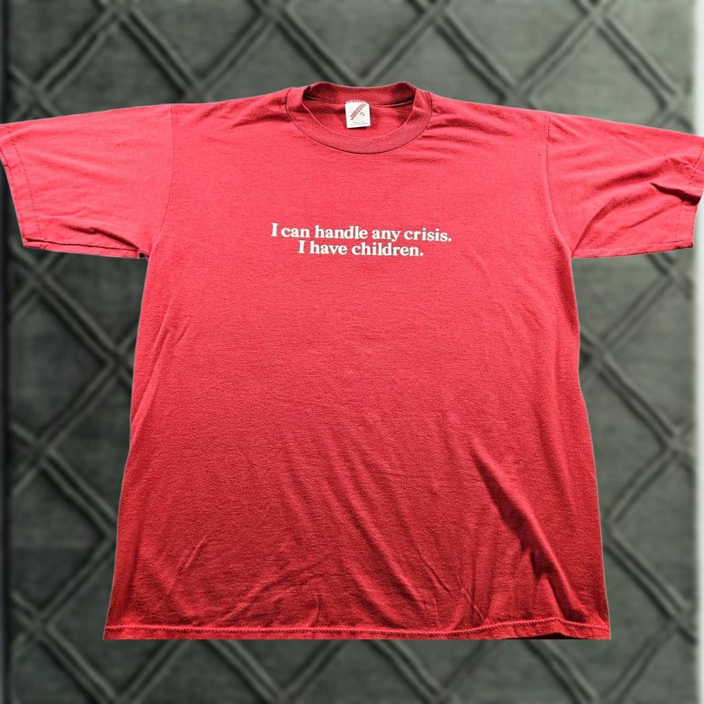 Jerzees VINTAGE I Can Handle Any Crisis Shirt Men XL Red Graphic Print 90s Dad Funny JERZEES T-Shirt Size US XL / EU 56 / 4 - 1 Thumbnail