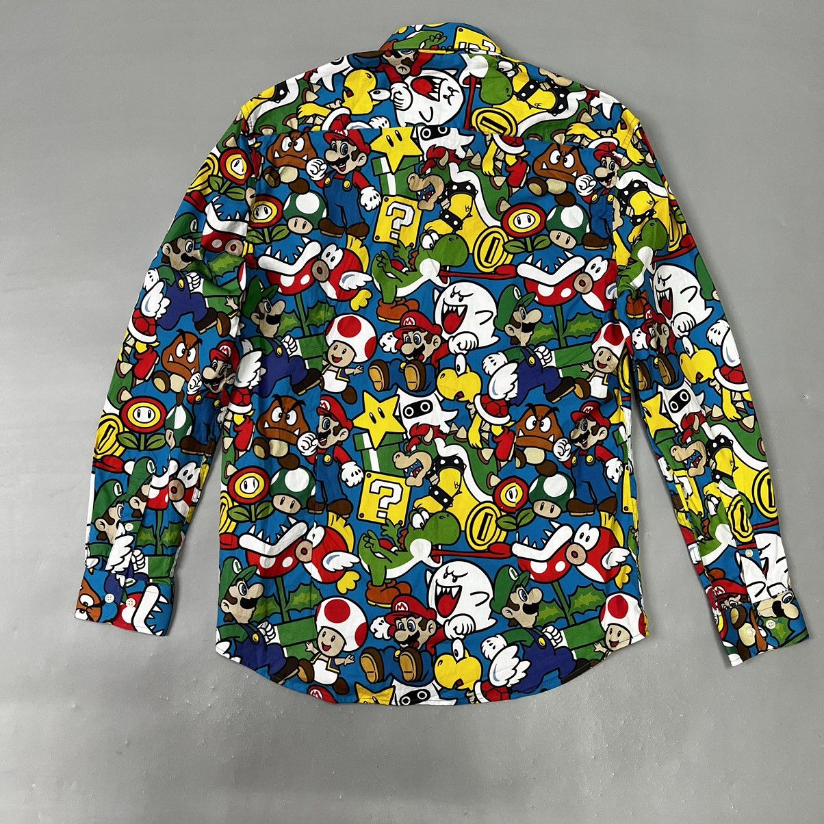 Nintendo Super Mario shirt oppo suits Size US L / EU 52-54 / 3 - 3 Thumbnail