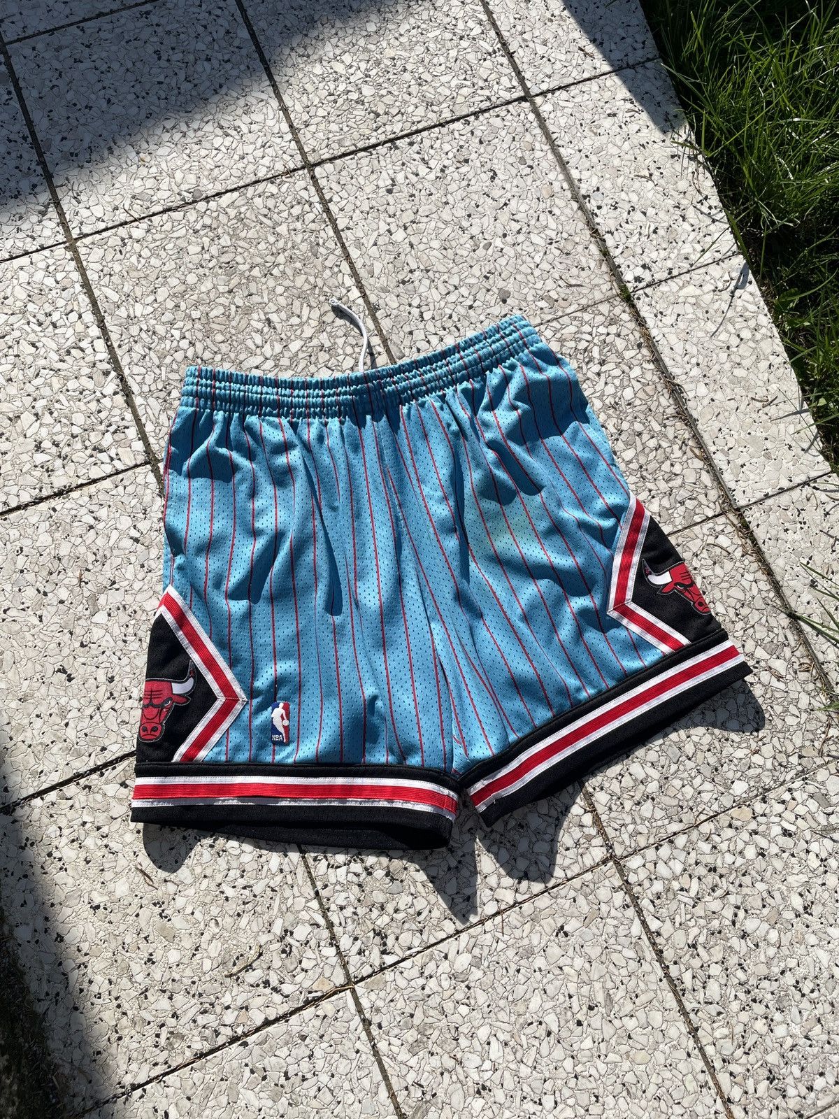 Mitchell & Ness × NBA Chicago Bulls Shorts Mitchell & Ness NBA Vintage Size US 36 / EU 52 - 1 Thumbnail
