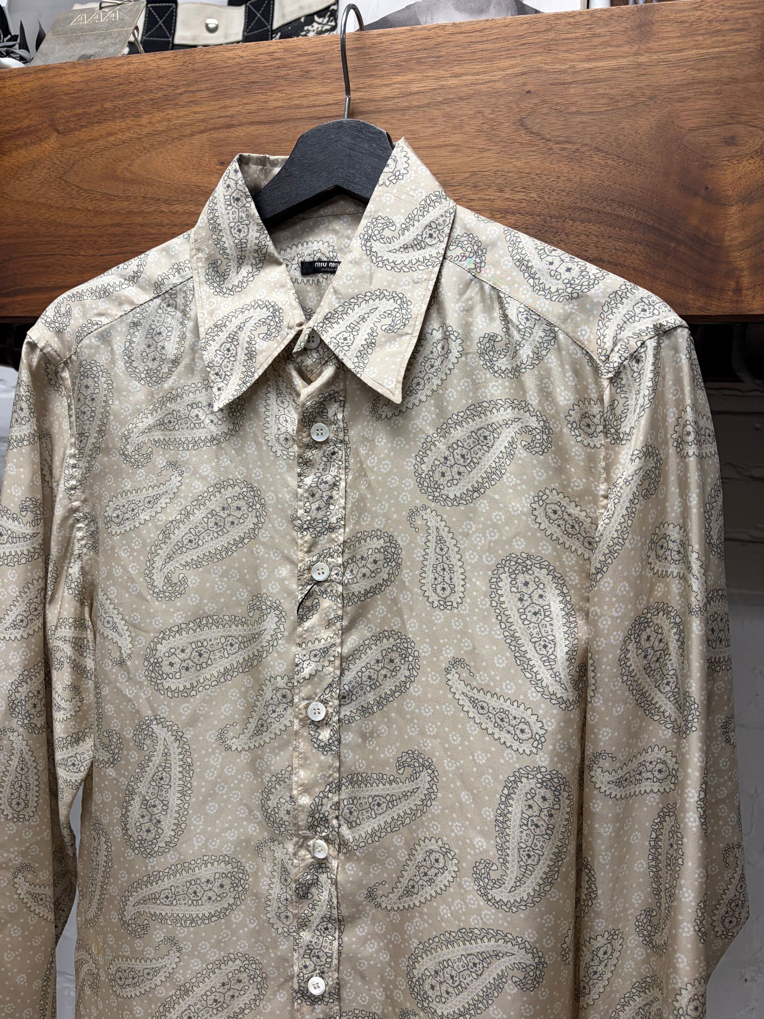 Miu Miu SS2002 Miu Miu Runway Silk Paisley Button Down Shirt Size M / US 6-8 / IT 42-44 - 2 Thumbnail