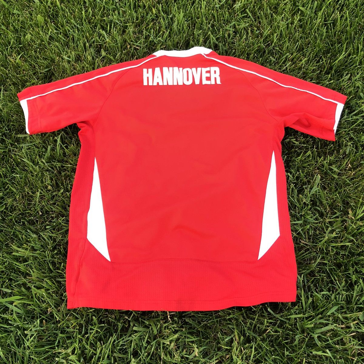 Under Armour Hannover 2008/2009 under armour training jersey Size US S / EU 44-46 / 1 - 6 Thumbnail