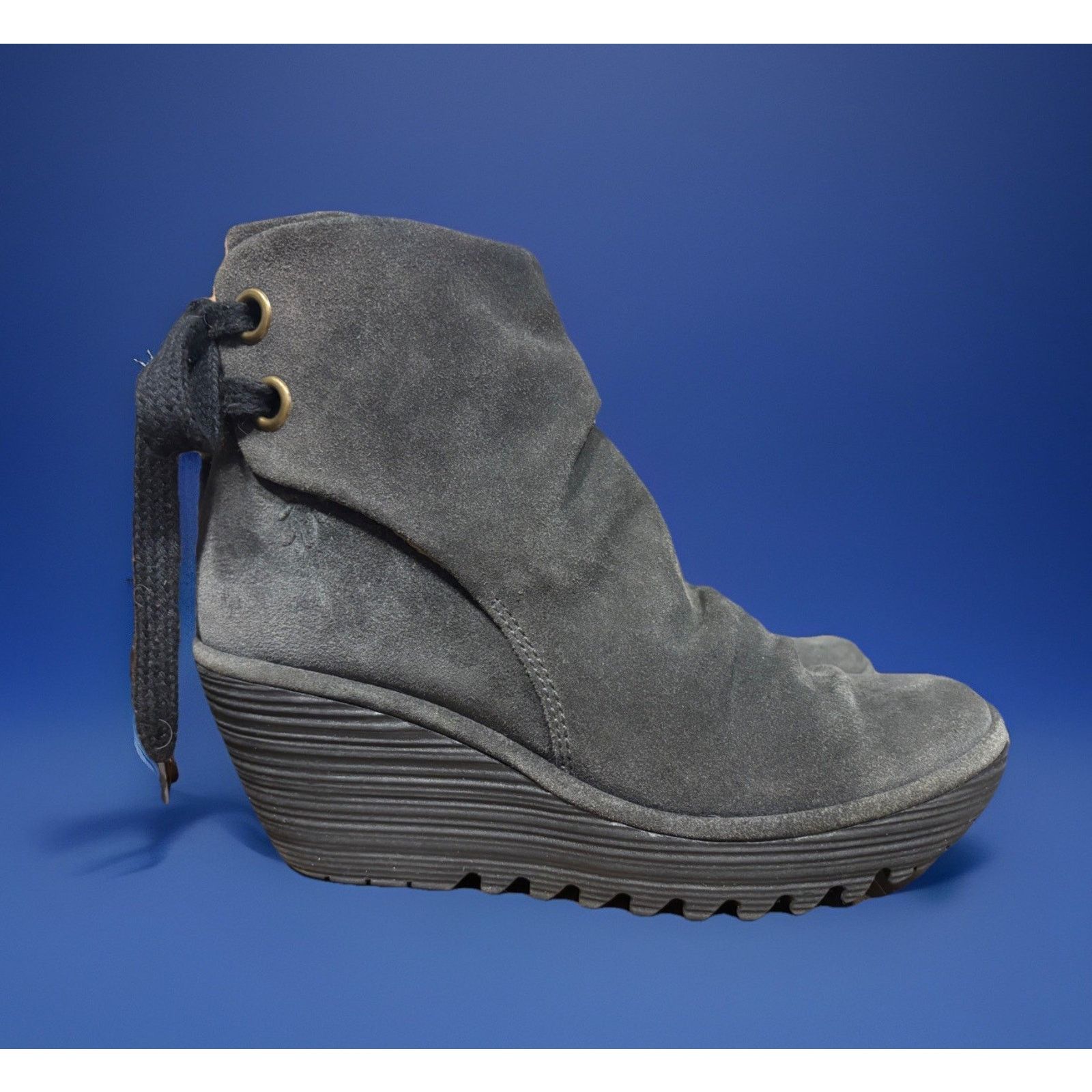 Fly London Fly London Yama Wedge Boots Women's SZ 38 Gray Suede Slouchy Size US 8 / IT 38 - 1 Thumbnail