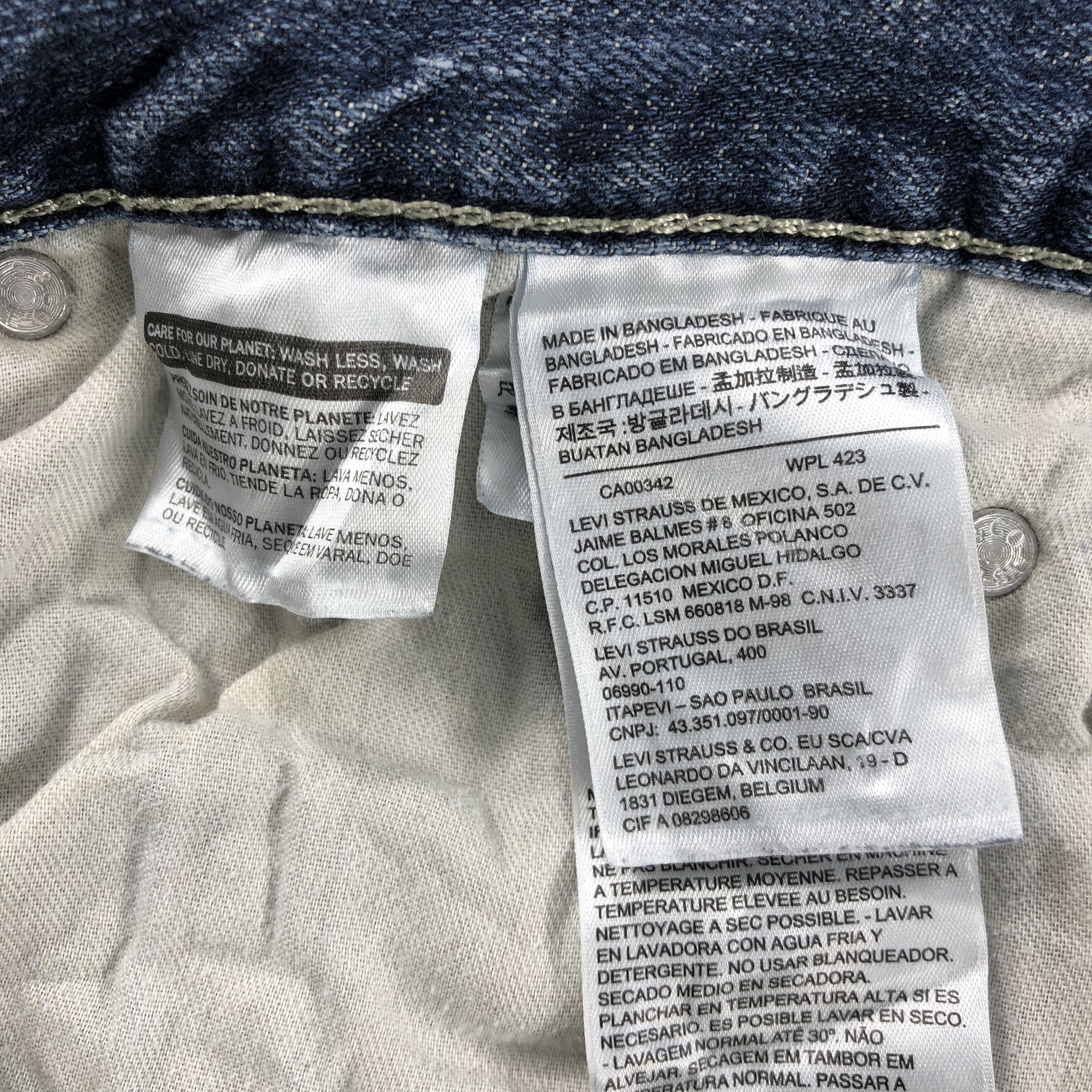Levi's Vintage Blue Wash Levis 514 Jeans-J2145 Size US 33 - 14 Thumbnail