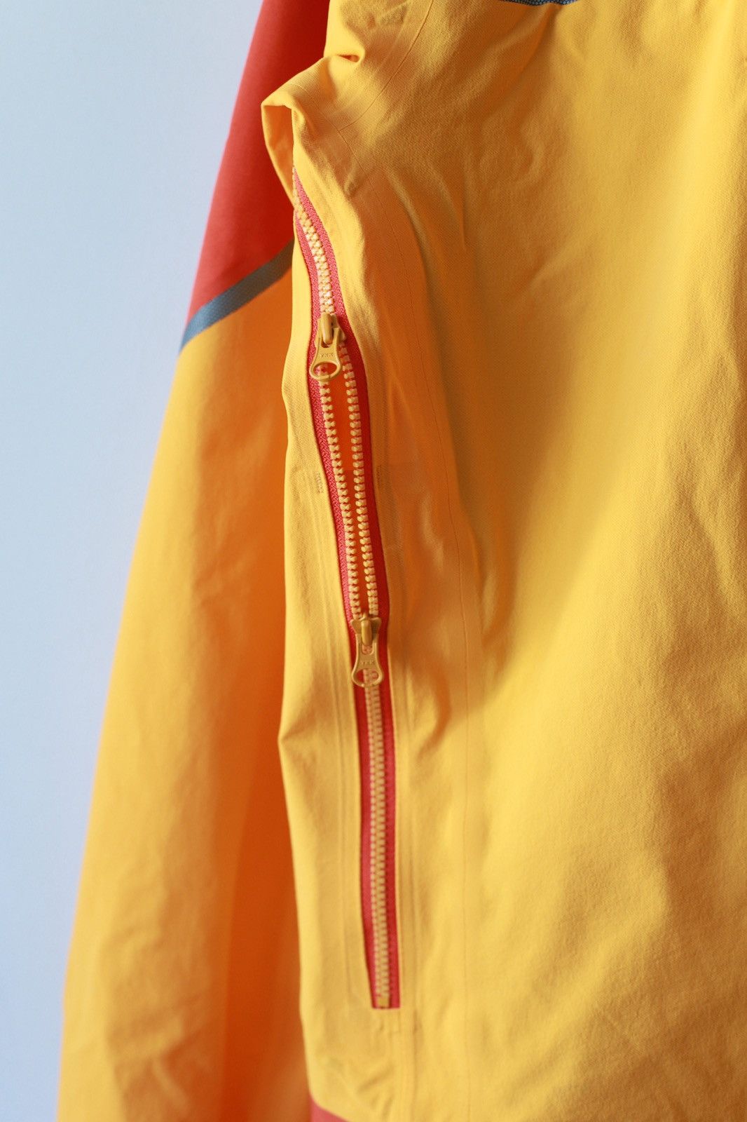 The Unbranded Brand Radys Swiss jacket Size US M / EU 48-50 / 2 - 6 Thumbnail
