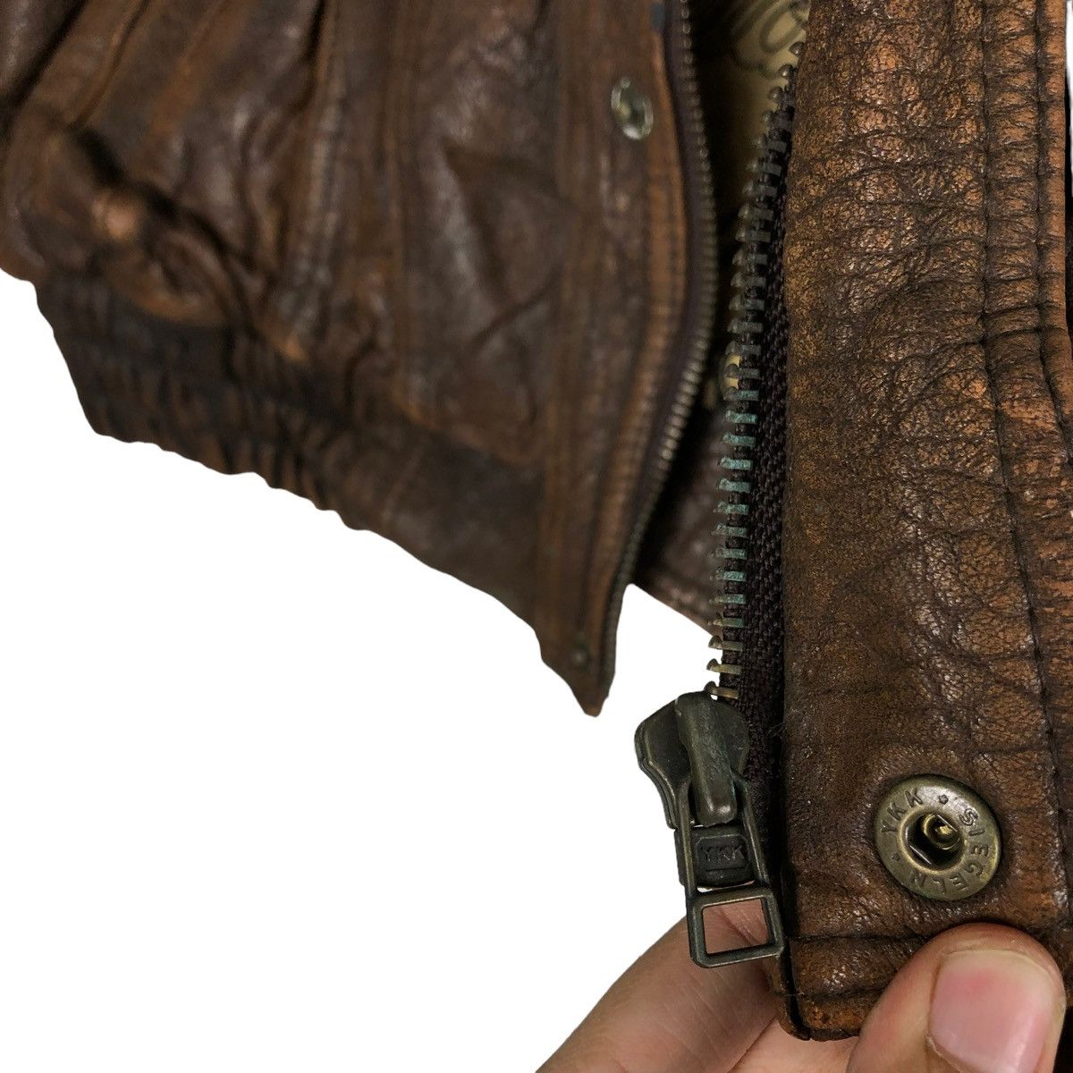 Aero Leathers 🔥VINTAGE BIKER LEATHER JACKET ROADMASTER RARE LINING DESIGN Size US L / EU 52-54 / 3 - 12 Thumbnail
