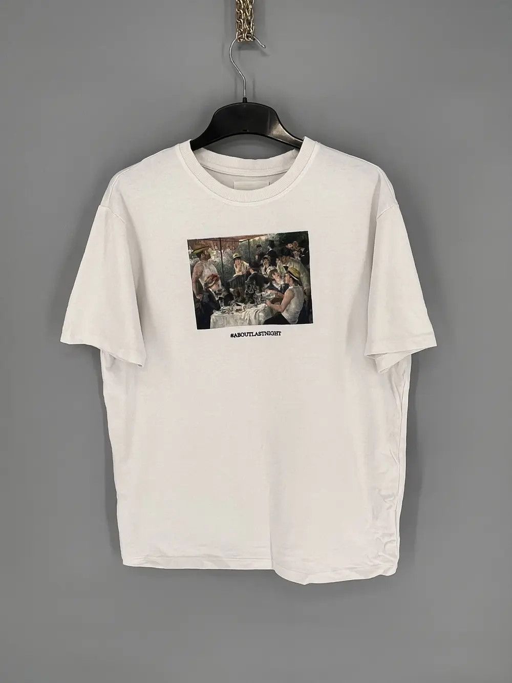 Vintage Reserved about last night tshirt Streetwear Style Size US L / EU 52-54 / 3 - 1 Thumbnail