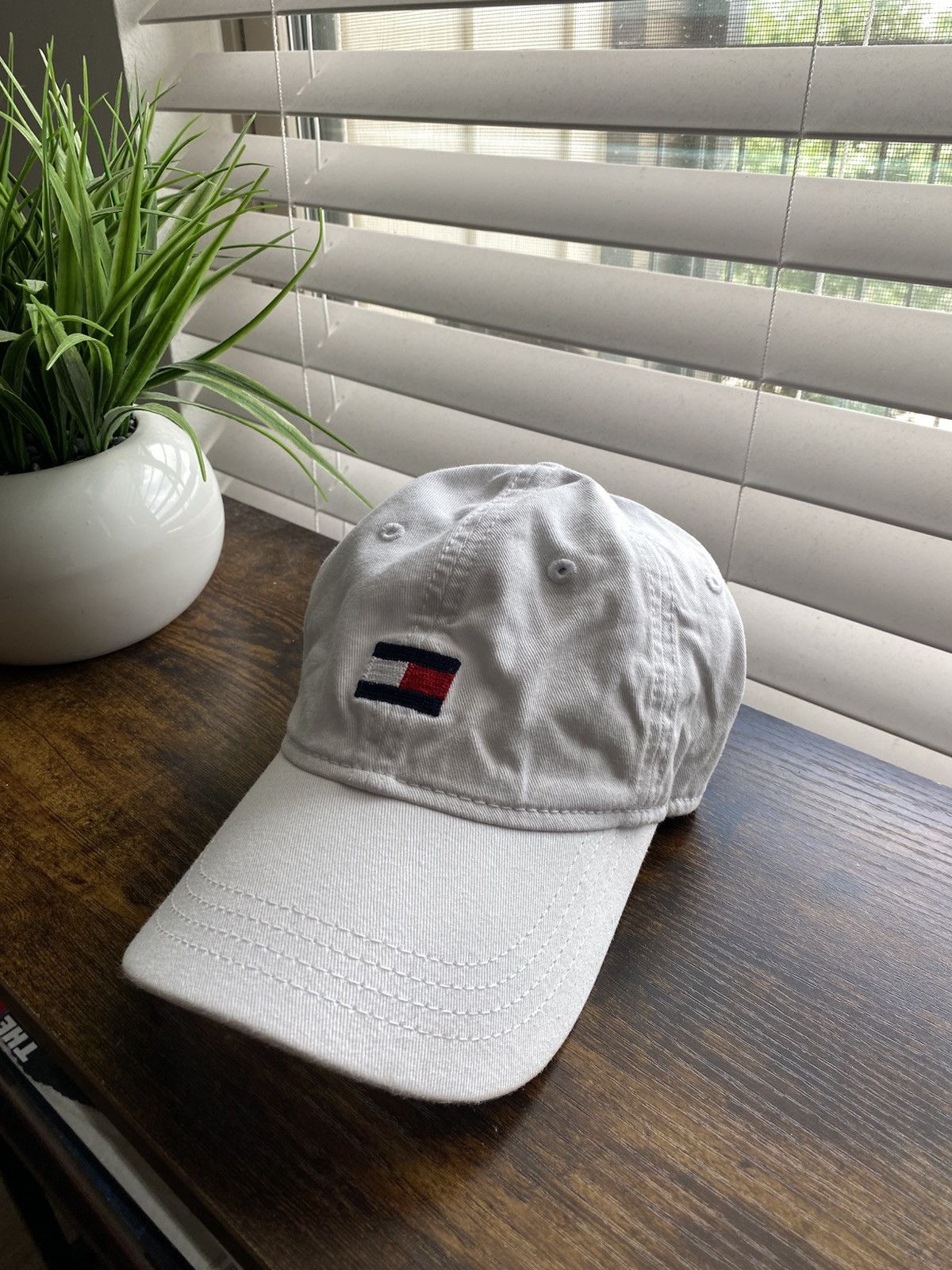 Tommy Hilfiger Tommy Hilfiger Hat Size ONE SIZE - 2 Thumbnail