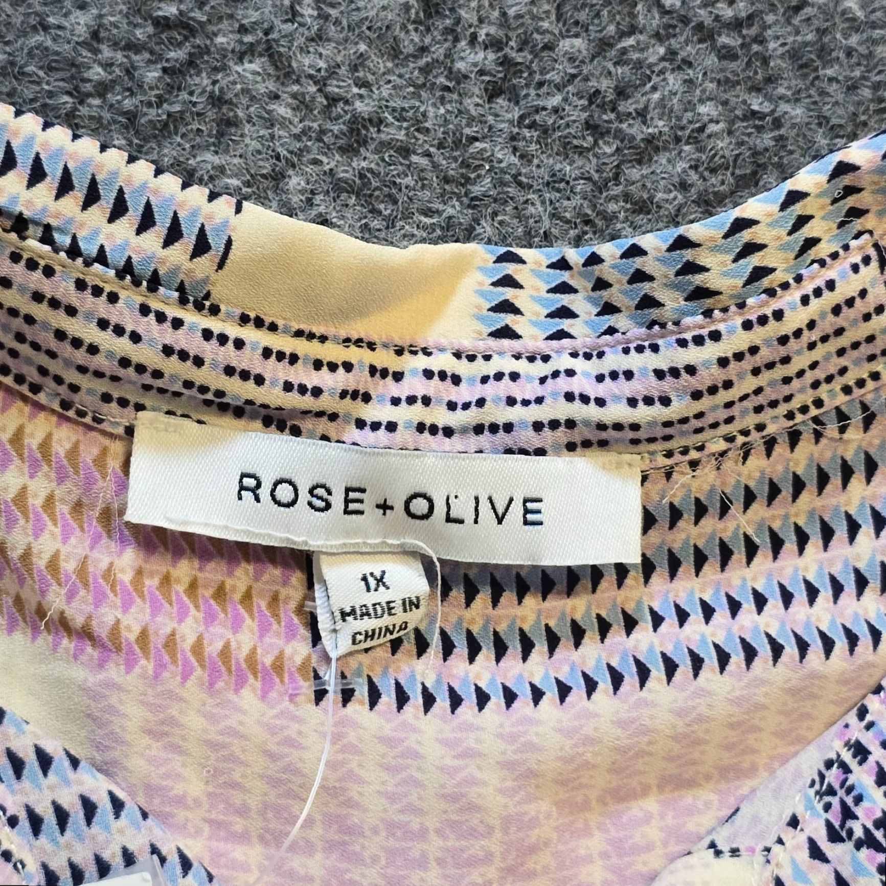 Vintage Rose & Olive Top Womens 1X Pink Yellow Patchwork Button Sheer V Neck Casual Blouse Shirt Adult Plus Womens Size XL / US 12-14 / IT 48-50 - 4 Thumbnail