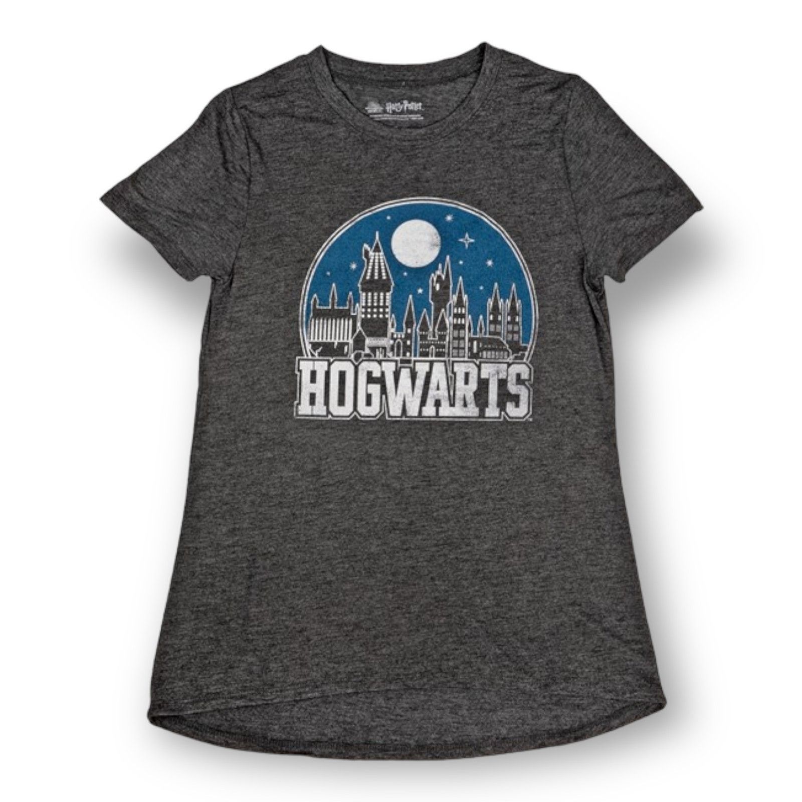 Urban Outfitters Harry Potter Nightscape Hogwarts Graphic Tee Medium Size M / US 6-8 / IT 42-44 - 2 Thumbnail