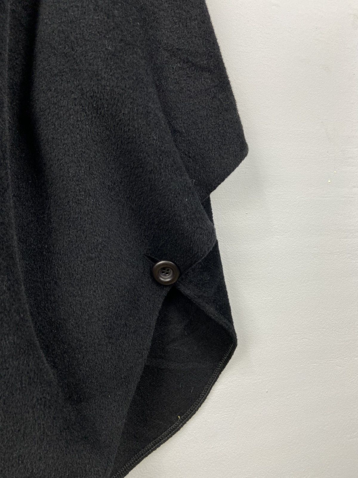 Valentino VINTAGE VALENTINO CARAVANI CAPES RARE Size M / US 6-8 / IT 42-44 - 4 Thumbnail