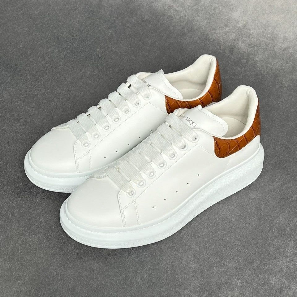 Alexander McQueen Alexander McQueen Casual Multi Lowtop Sneakers 10 Men Size US 10 / EU 43 - 1 Thumbnail