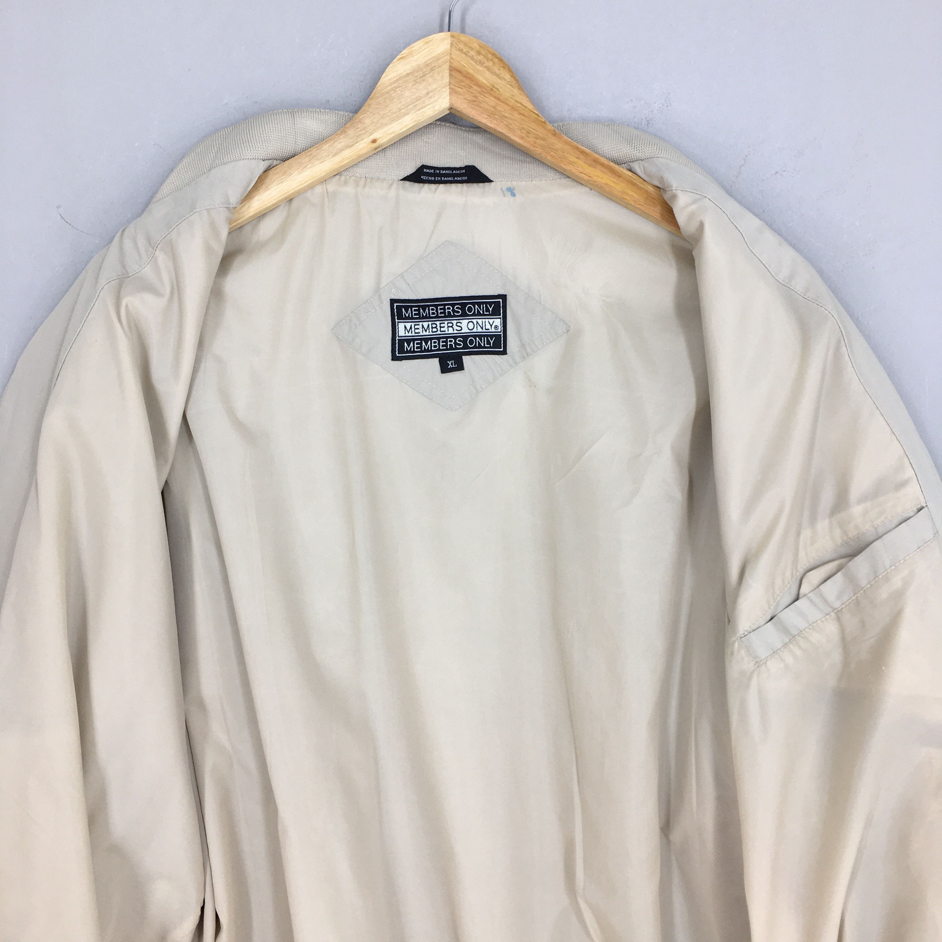 Members Only Vintage Members Only Beige Jacket XLarge Size US XL / EU 56 / 4 - 6 Thumbnail
