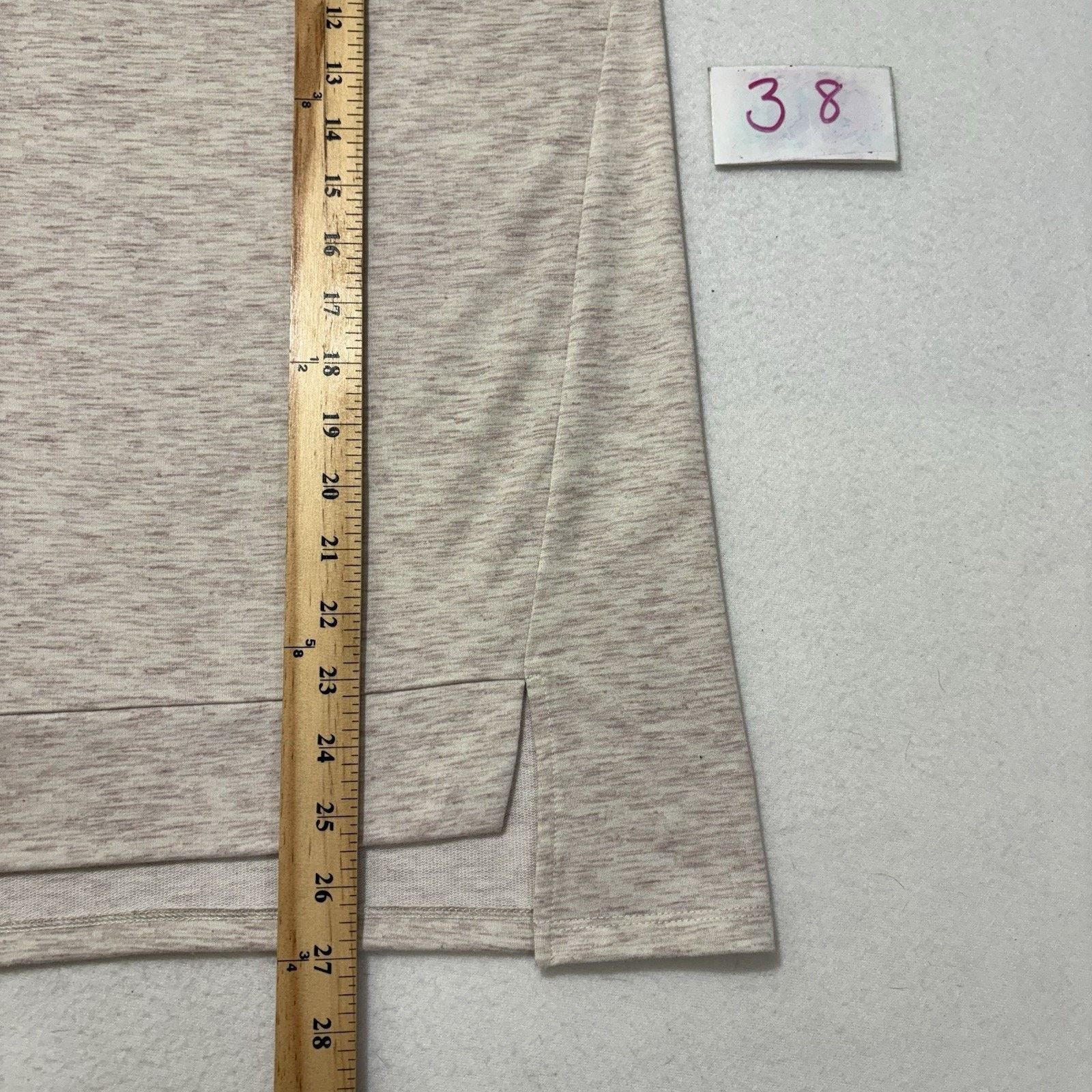 Other St. John's Bay Active Medium V-Neck Sweatshirt Beige Stretch Size M / US 6-8 / IT 42-44 - 8 Thumbnail