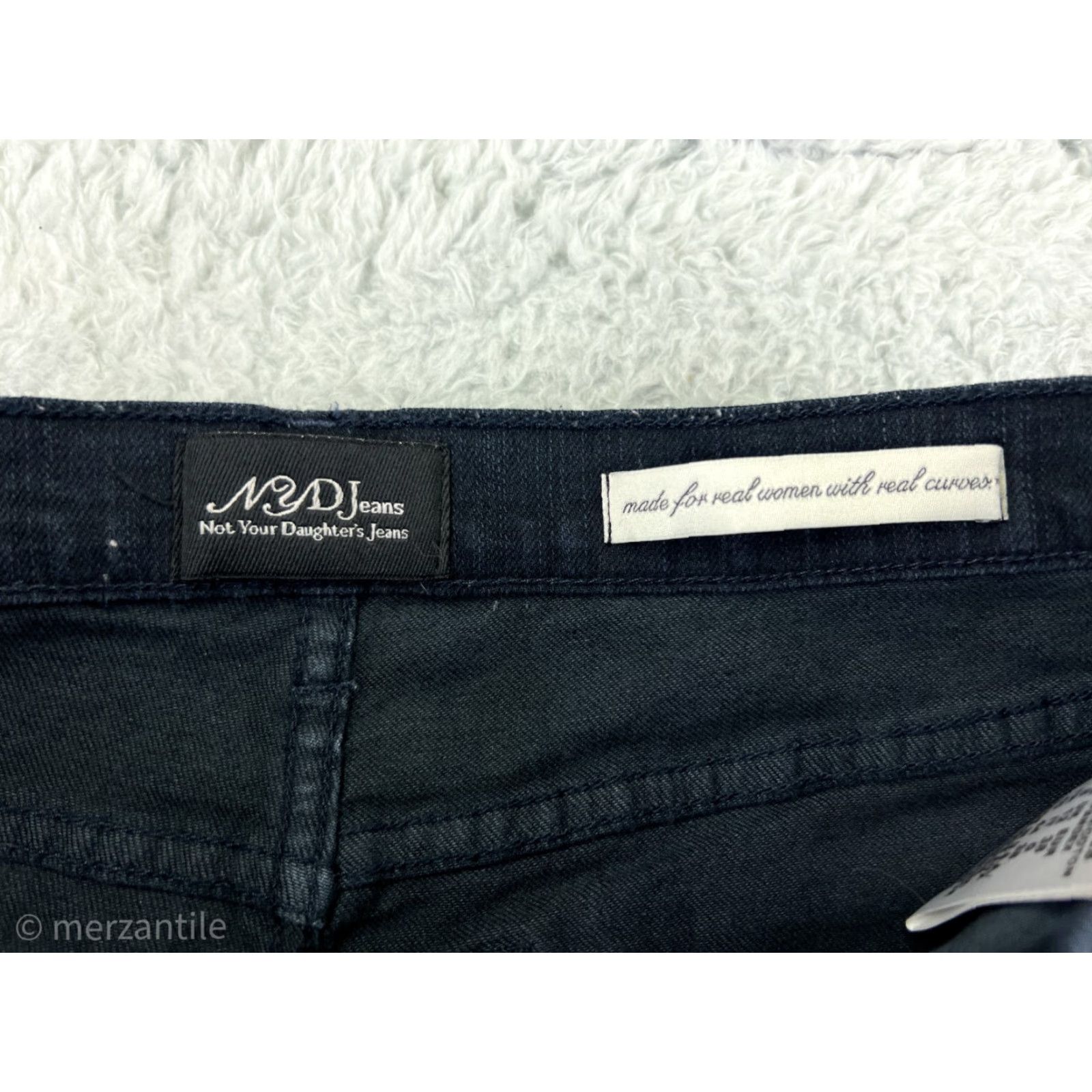 Denime Not Your Daughters Jeans Jeans Black Denim Bootcut 28x28 Womens 8 Regular Stretch Mid Rise 28in Inseam 28in Dark Wash 5-Pocket Design Zip Size 34" / US 12 / IT 48 - 4 Thumbnail