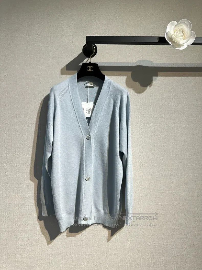 Hermes Hermes Baby Blue 50 Cashmere 50 Silk Knit Cardigan Size XXS / US 00 / IT 34 - 1 Thumbnail