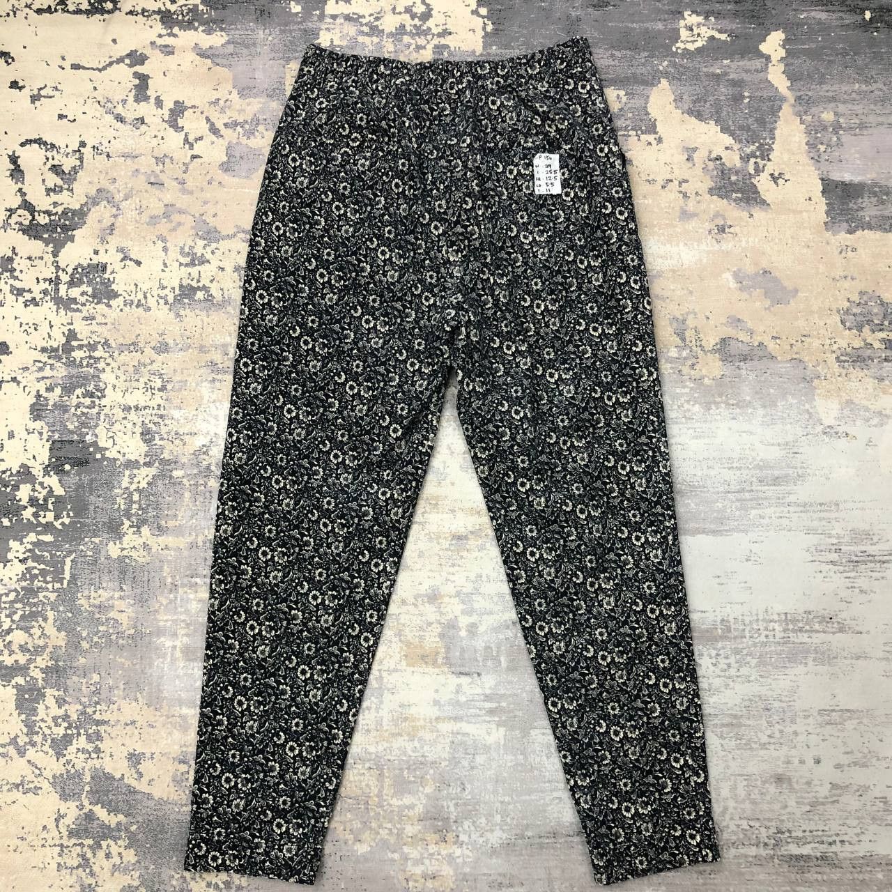 Japanese Brand P154 VTG JAPAN FLOWER FULLPRINT SKINNY PANTS Size 29" - 2 Thumbnail