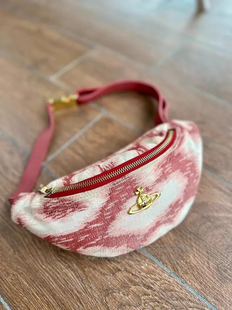 Vivienne Westwood Vivienne Westwood size os Croissant Bag Crossbody Bag Fanny Size ONE SIZE - 1 Thumbnail