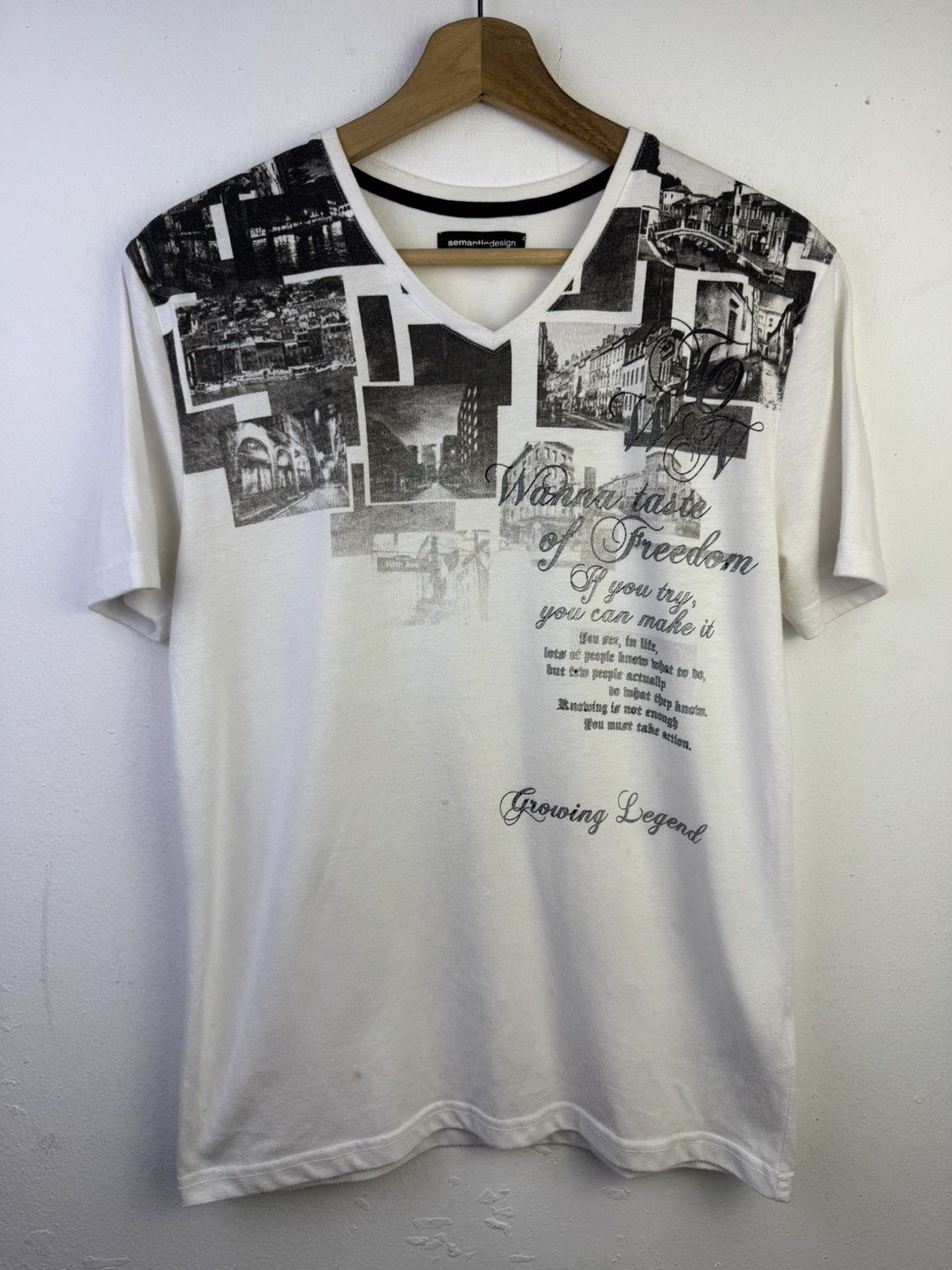 semanticdesign Semantic Design t-shirt with a graphic print Size M / US 6-8 / IT 42-44 - 1 Thumbnail