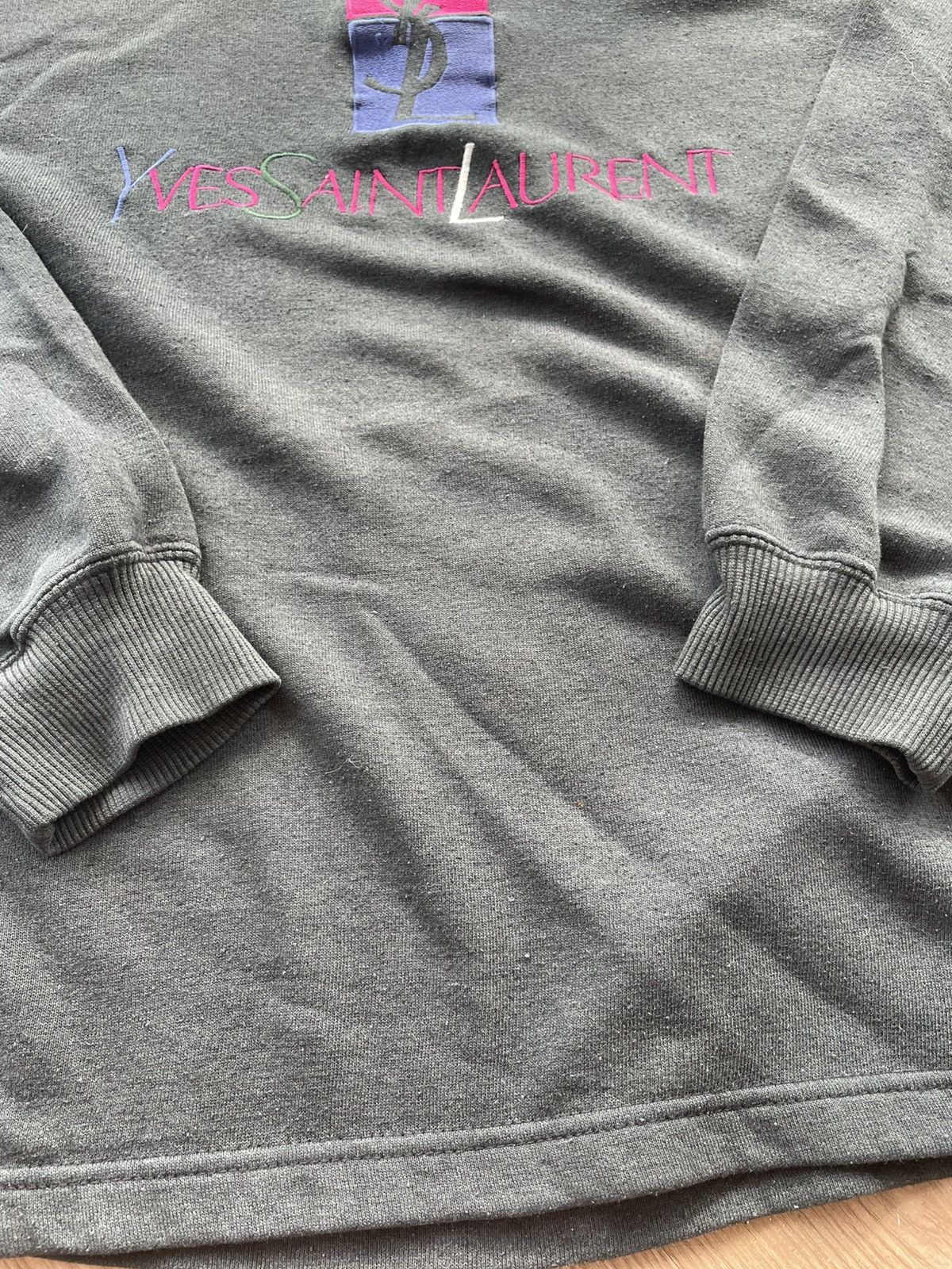 Yves Saint Laurent Yves saint lauren big logo sweatshirt Size US XL / EU 56 / 4 - 3 Thumbnail