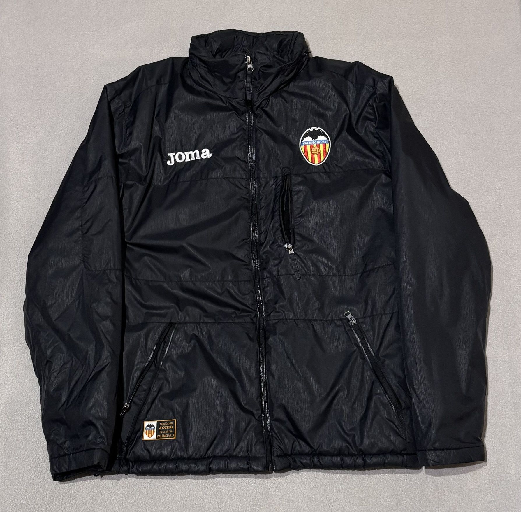 Joma Valencia 2012/2013 Joma Football Jacket size L Size US L / EU 52-54 / 3 - 6 Thumbnail