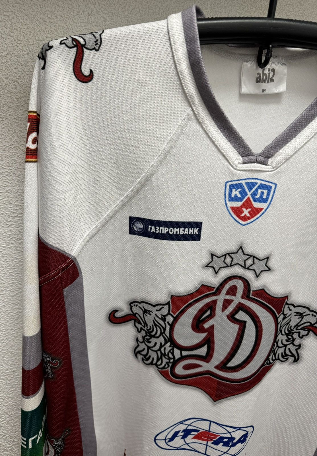 Vintage Dinamo Riga vintage longsleeve hockey jersey KHL m sz Size US M / EU 48-50 / 2 - 3 Thumbnail