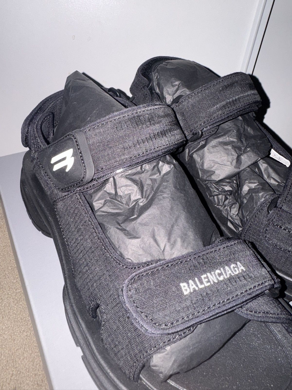 Balenciaga Balenciaga Tourist Rubber Sole Sandal Size US 10 / EU 43 - 8 Thumbnail
