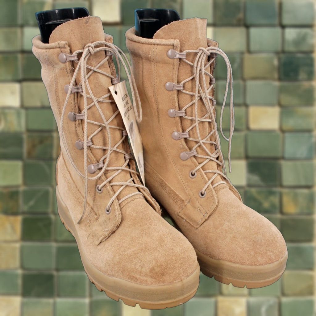 Vintage VINTAGE US Army Desert Boots Mens NOS 6W Suede Gore-tex Combat Boots Beige Army Mens Boots Size US 6 / EU 39 - 1 Thumbnail