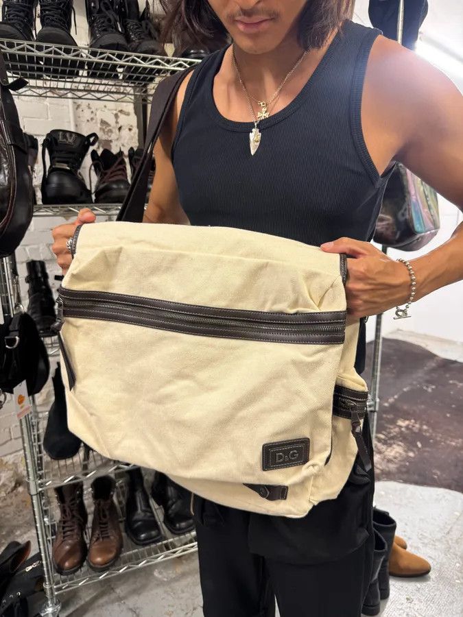 Dolce & Gabbana 2000s Dolce & Gabbana Beige Canva Cargo Shoulder Bag Size ONE SIZE - 3 Thumbnail