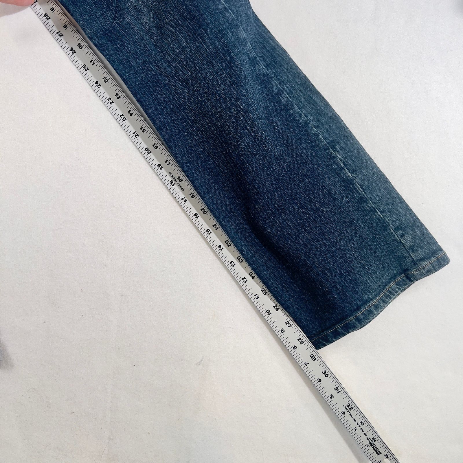 Chicos Chico's Platinum Jeans Woman's Denim Embroidered Pockets Size 30" / US 8 / IT 44 - 7 Thumbnail
