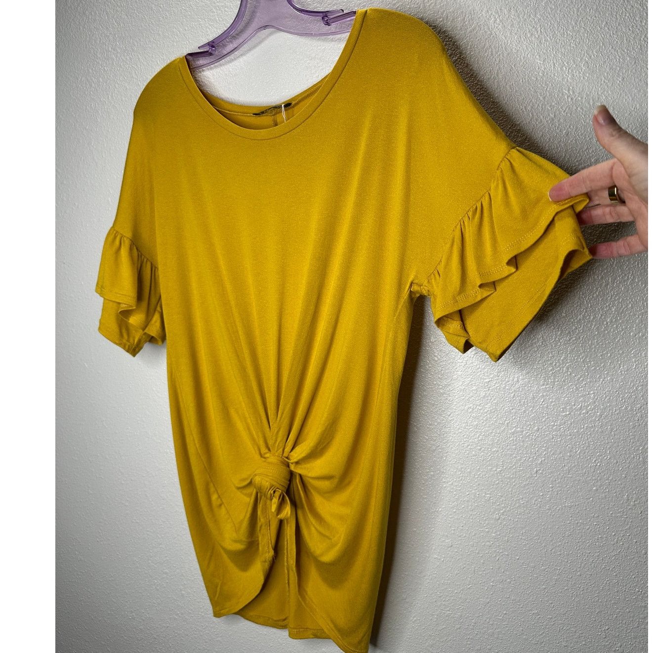 Other NWT Shop Basic Mustard Ruffle Sleeve Front Knot Shirt M Size M / US 6-8 / IT 42-44 - 1 Thumbnail