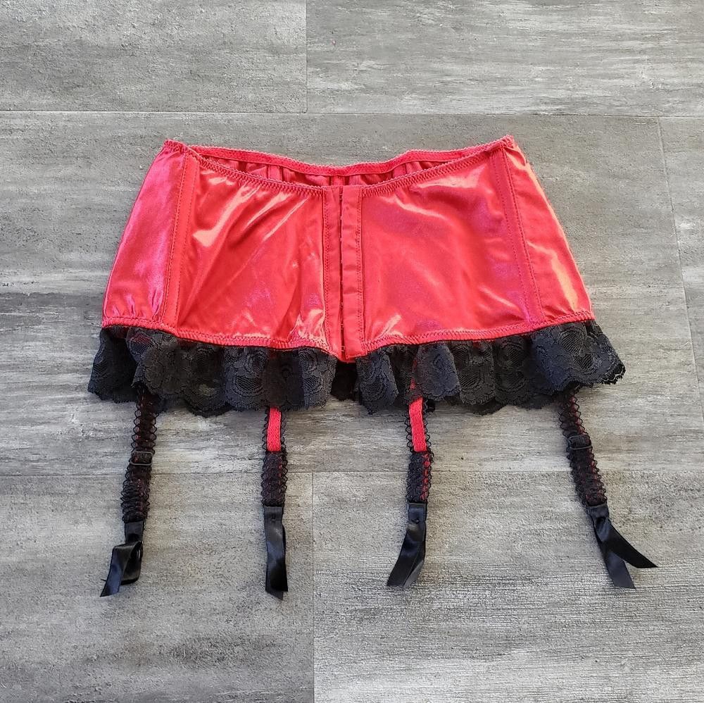 Designer Red Black Detailed VS Lingerie Garter Mini Size ONE SIZE - 2 Thumbnail