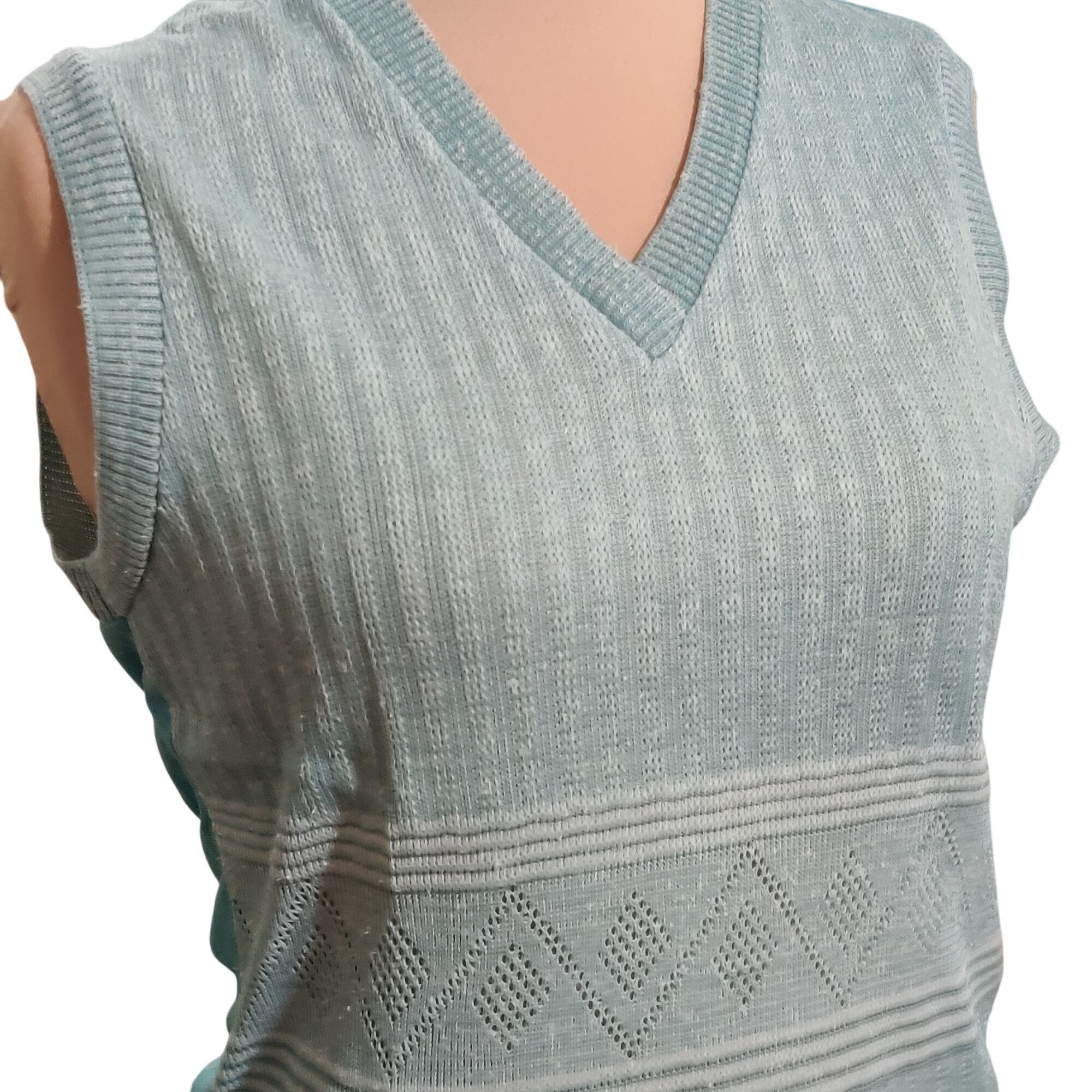 Vintage Diane Young Sportswear L Knit Vest Vintage Sleeveless Pullov Size L / US 10 / IT 46 - 2 Thumbnail