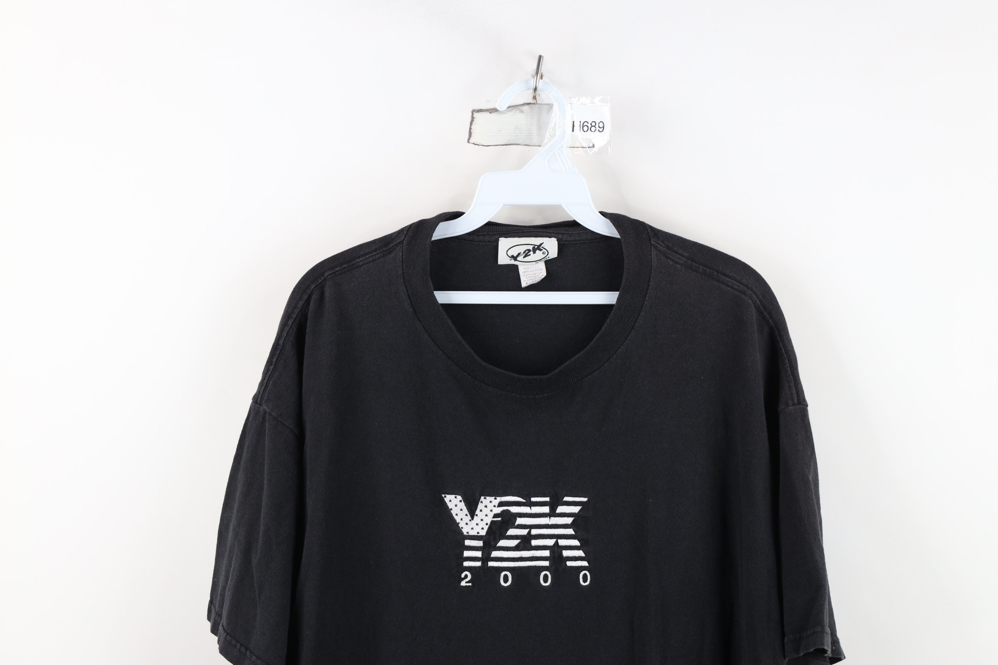 Vintage Vintage Y2K Millennium Spell 2000 Short Sleeve T-Shirt USA Size US XL / EU 56 / 4 - 2 Thumbnail